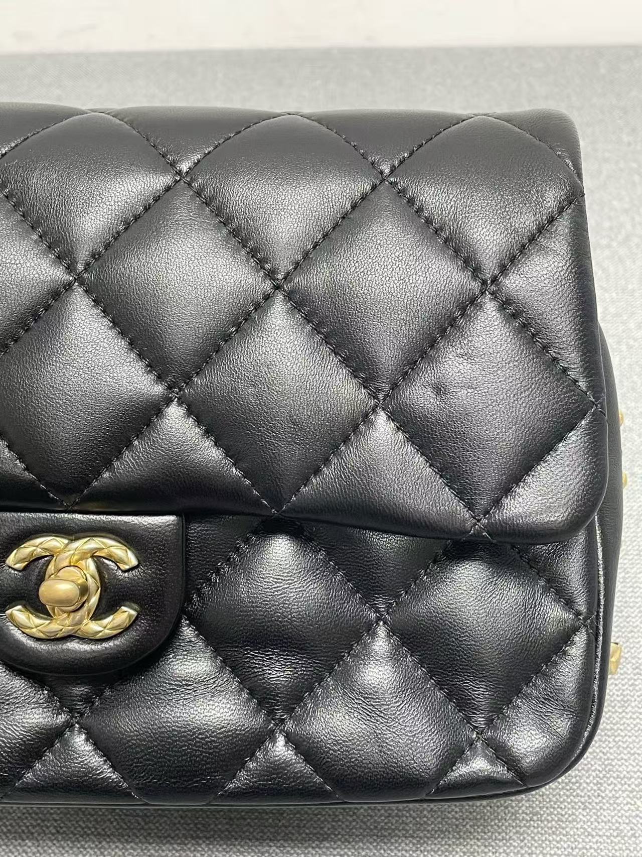 Chanel - Piping Chain Square Flap 23B - Lambskin leather - Black - (mini)