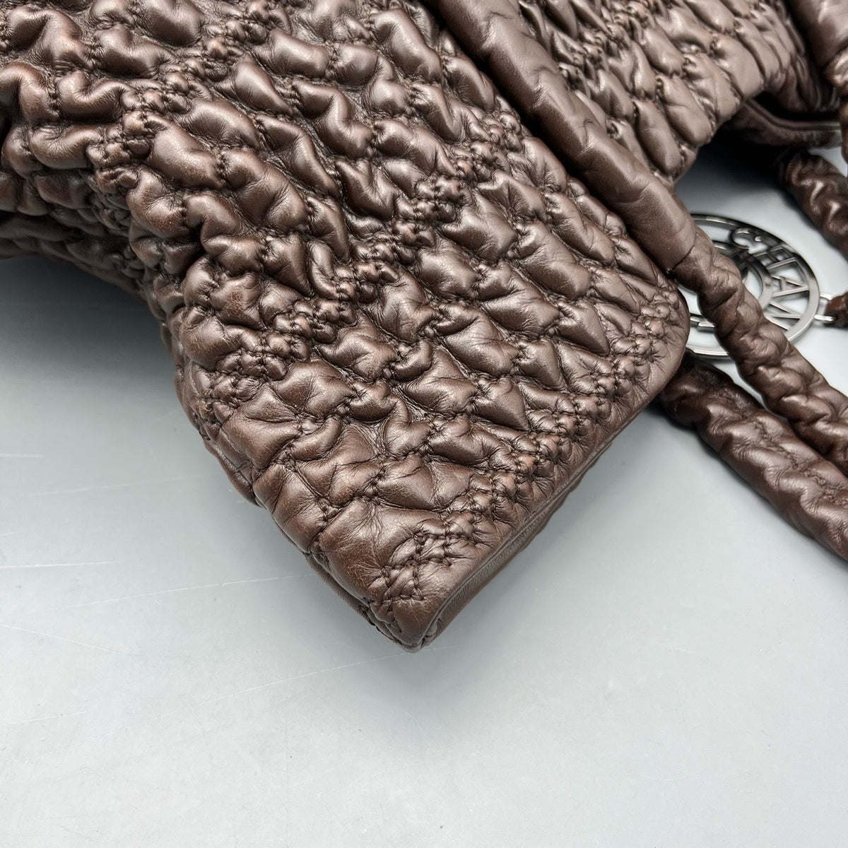 Chanel - Pleated Tote - Leather - Brown - (large)
