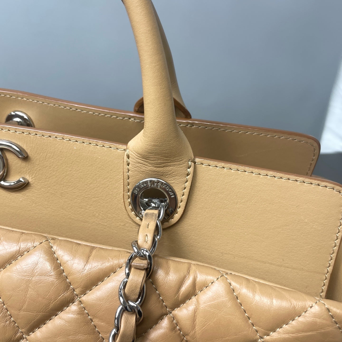 Chanel - Portobello - Leather - Camel - (medium)