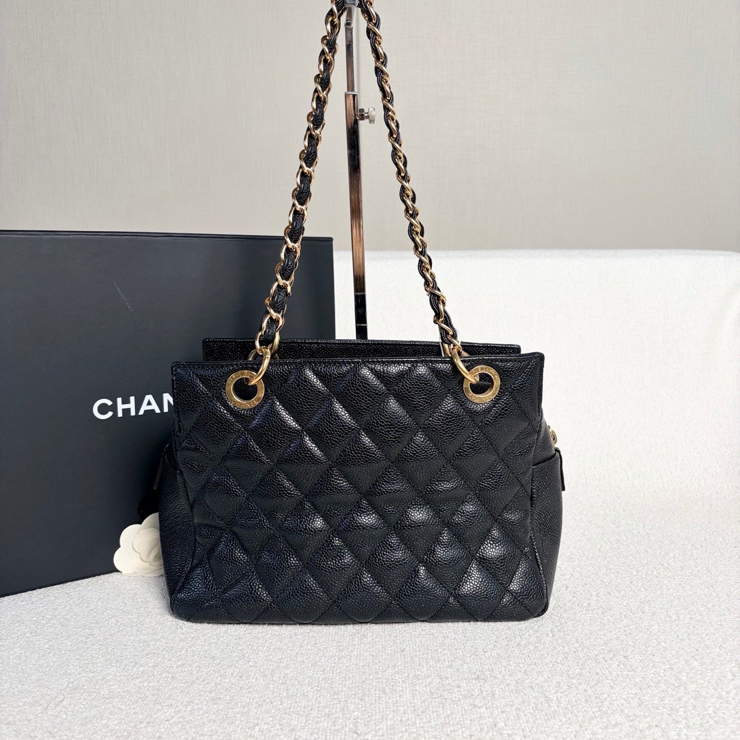 Chanel - PTT Shopping Bag - Caviar leather - Black - (medium)