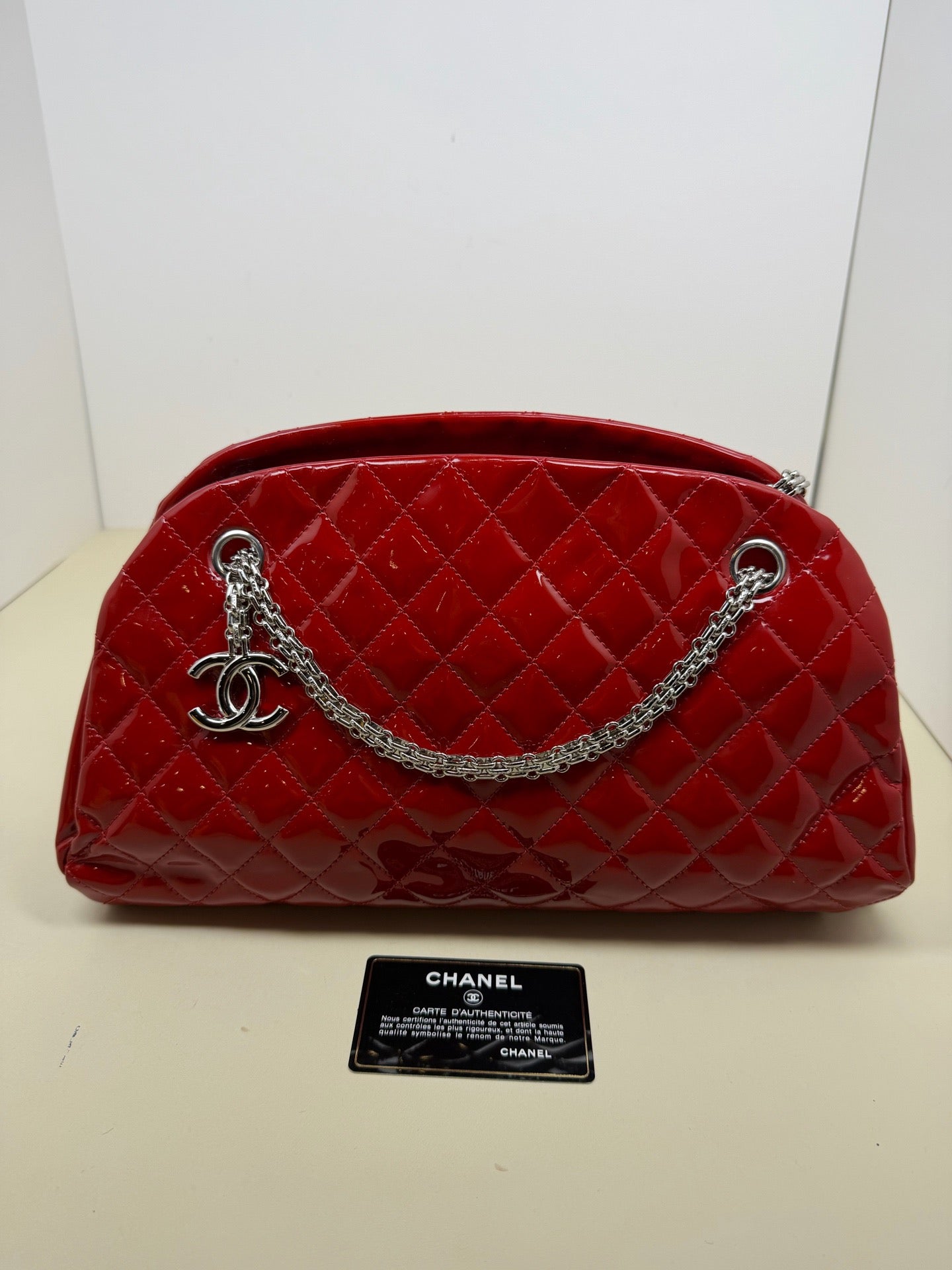 Chanel - Quilted Bowling Bag - Patent leather - Red - (large)