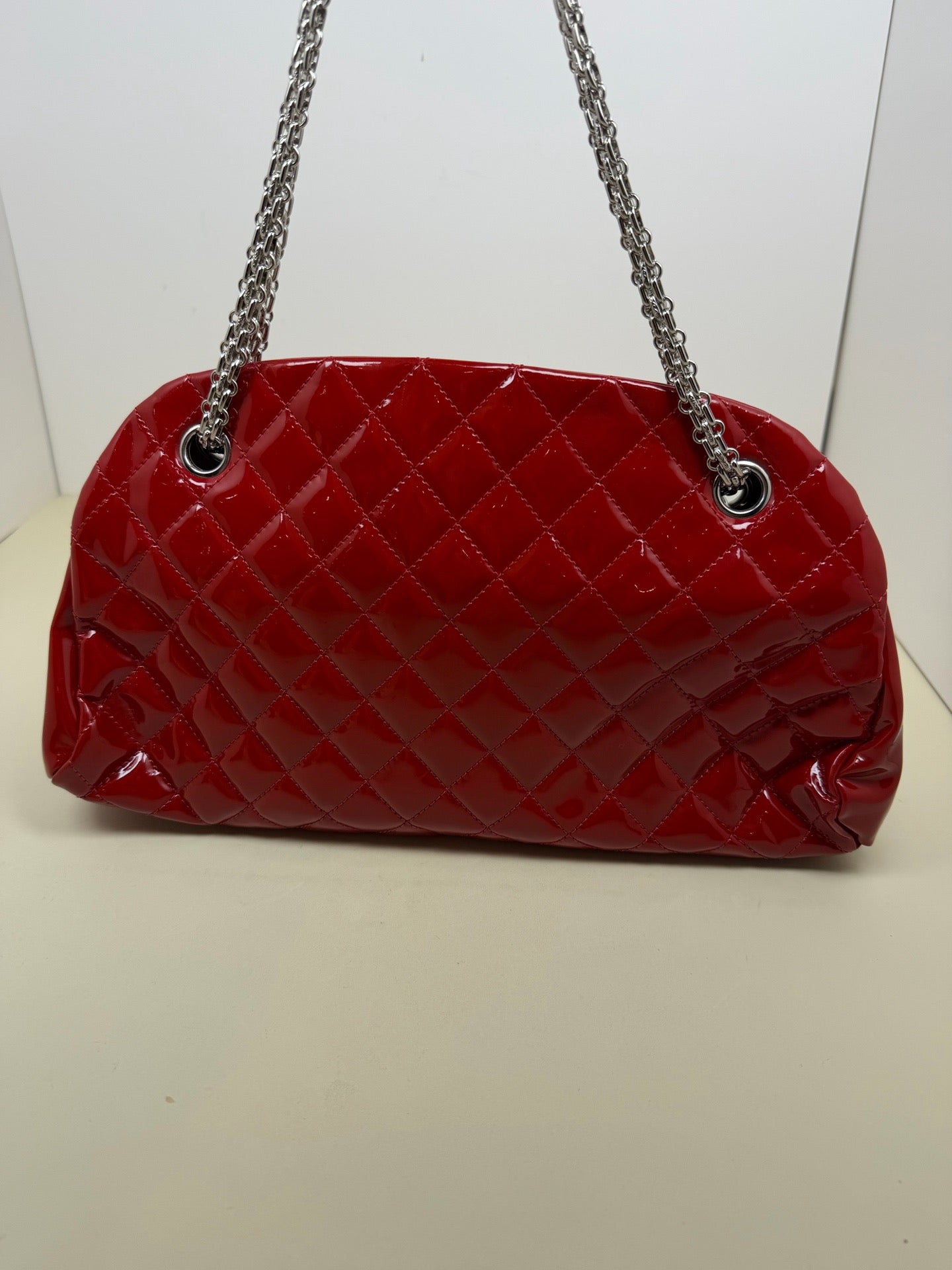 Chanel - Quilted Bowling Bag - Patent leather - Red - (large)