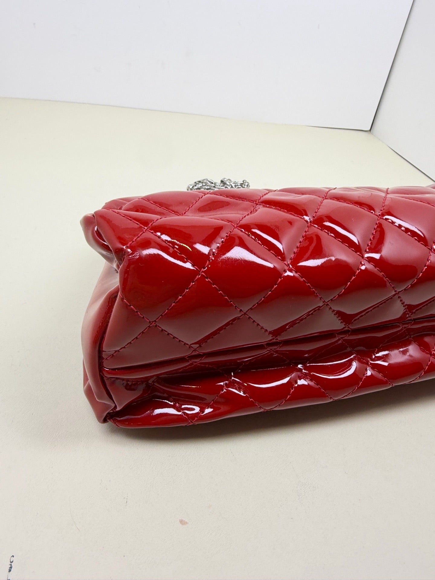 Chanel - Quilted Bowling Bag - Patent leather - Red - (large)