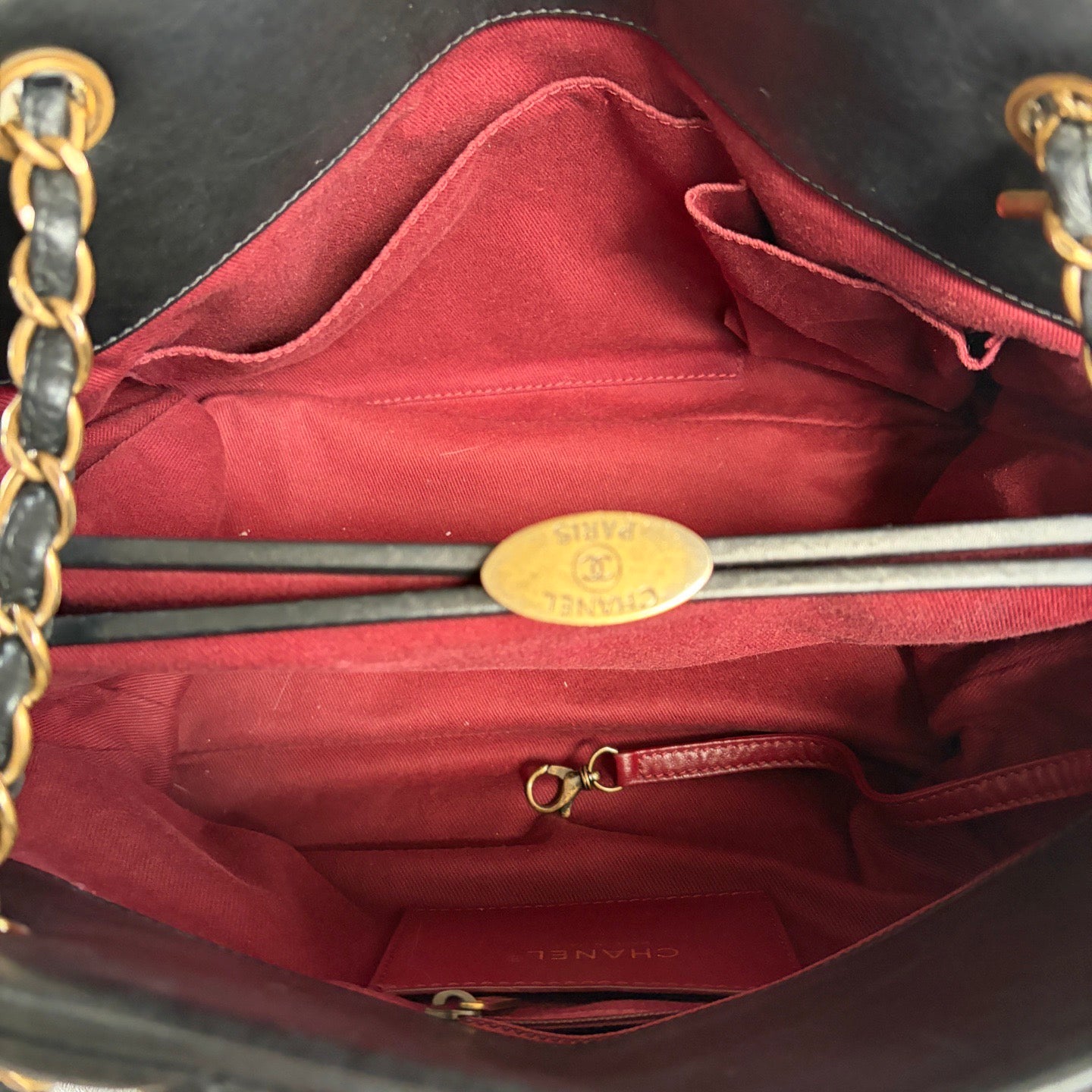 Chanel - Quilted Bowling Chain Bag - Oiled wax leather - Black - (medium)