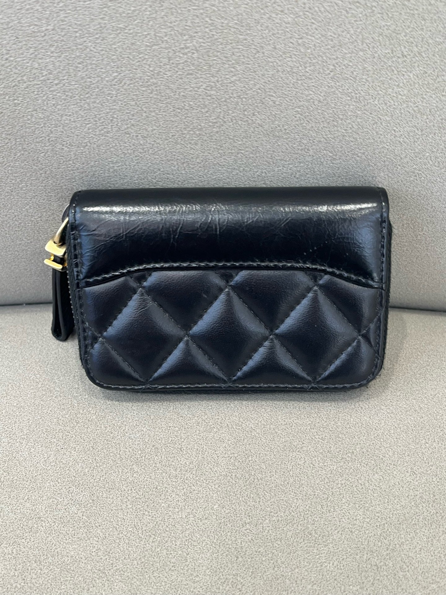 Chanel - Quilted Card Holder - Leather - Black - (small)