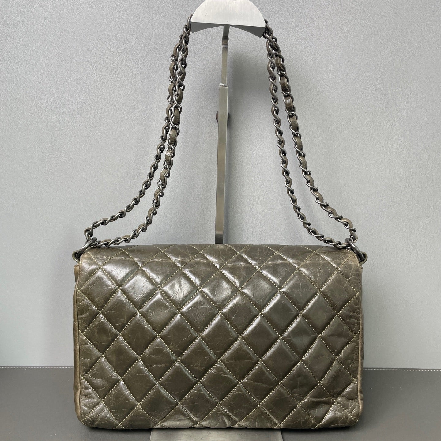 Chanel Quilted Flap Bag Leather Khaki - view 7