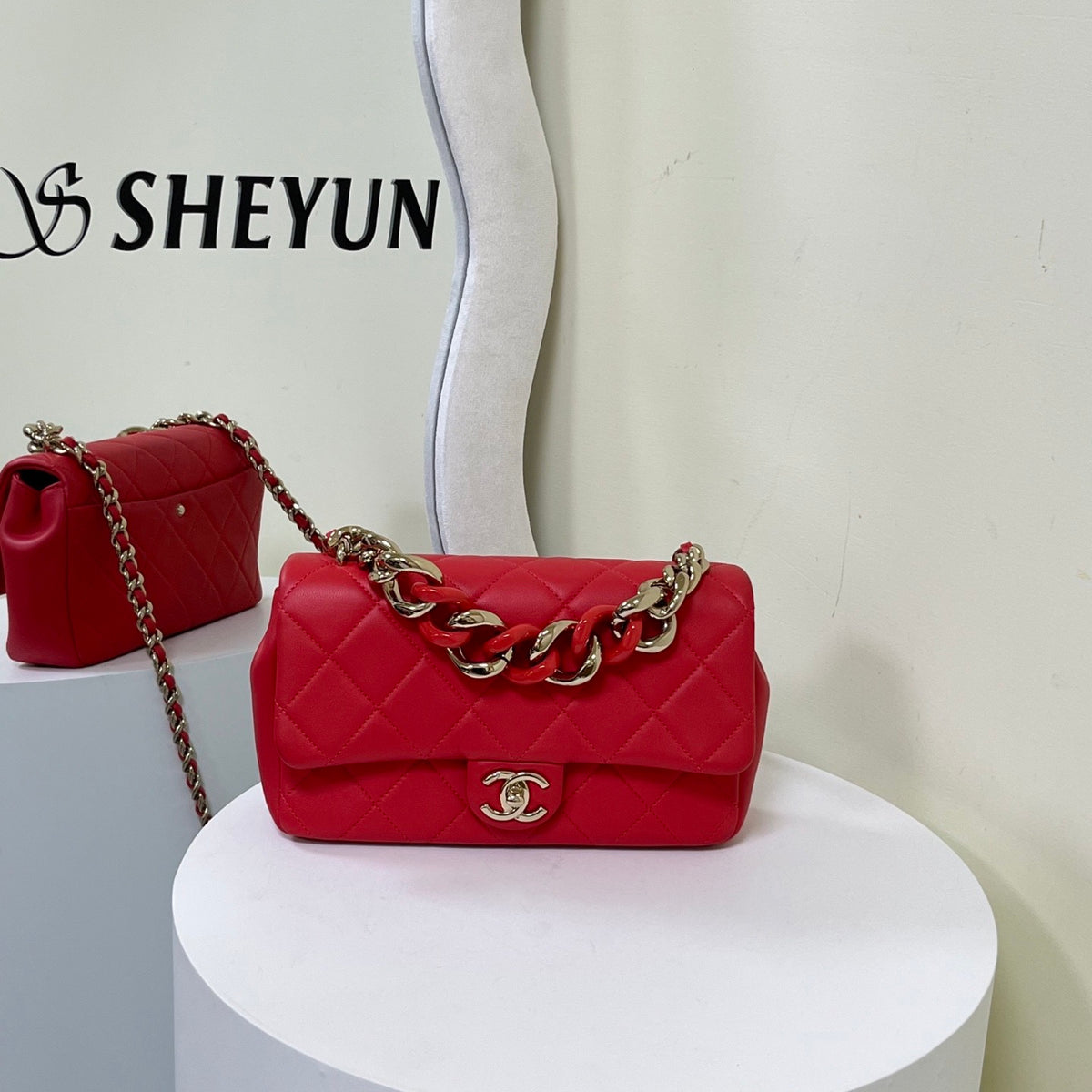 Chanel - Resort Collection Classic Flap - Leather - Red - (small)