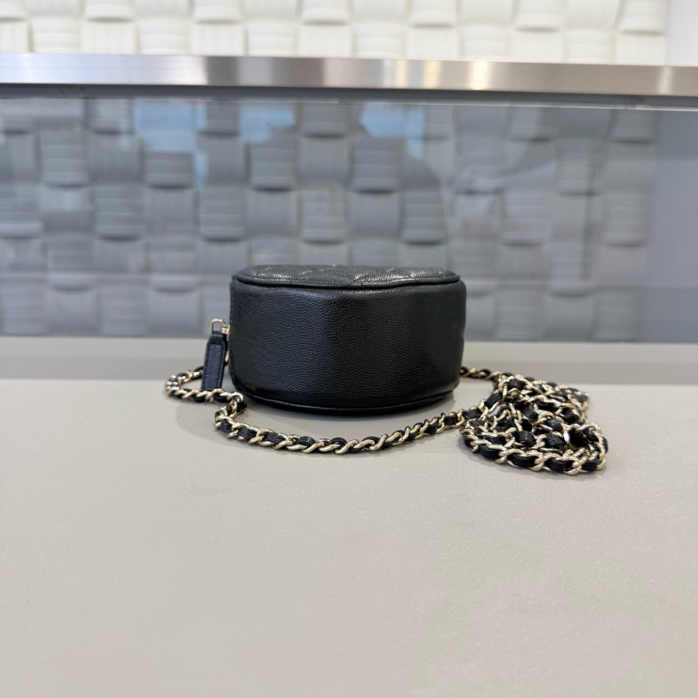 Chanel - Round Clutch with Chain - Caviar leather - Black with Gold-Tone Hardware - (Mini)