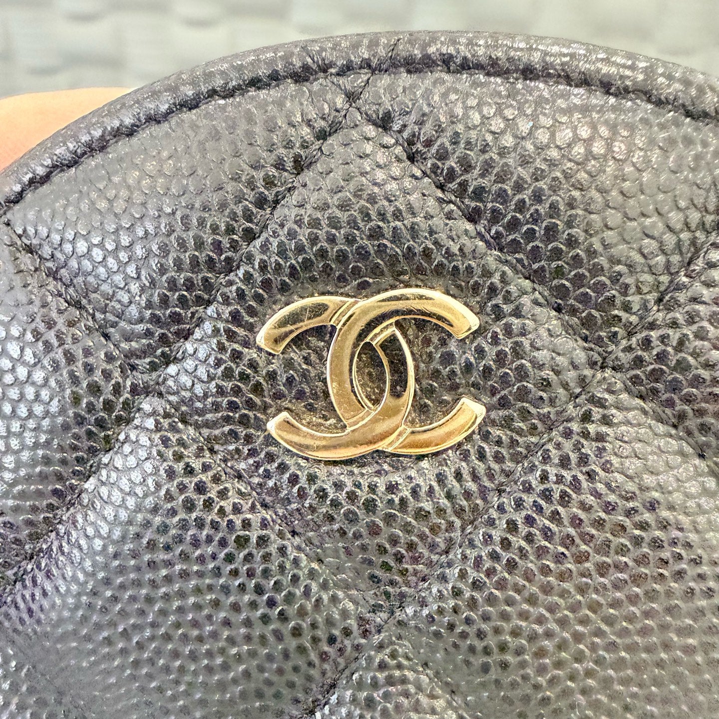 Chanel - Round Clutch with Chain - Caviar leather - Black with Gold-Tone Hardware - (Mini)