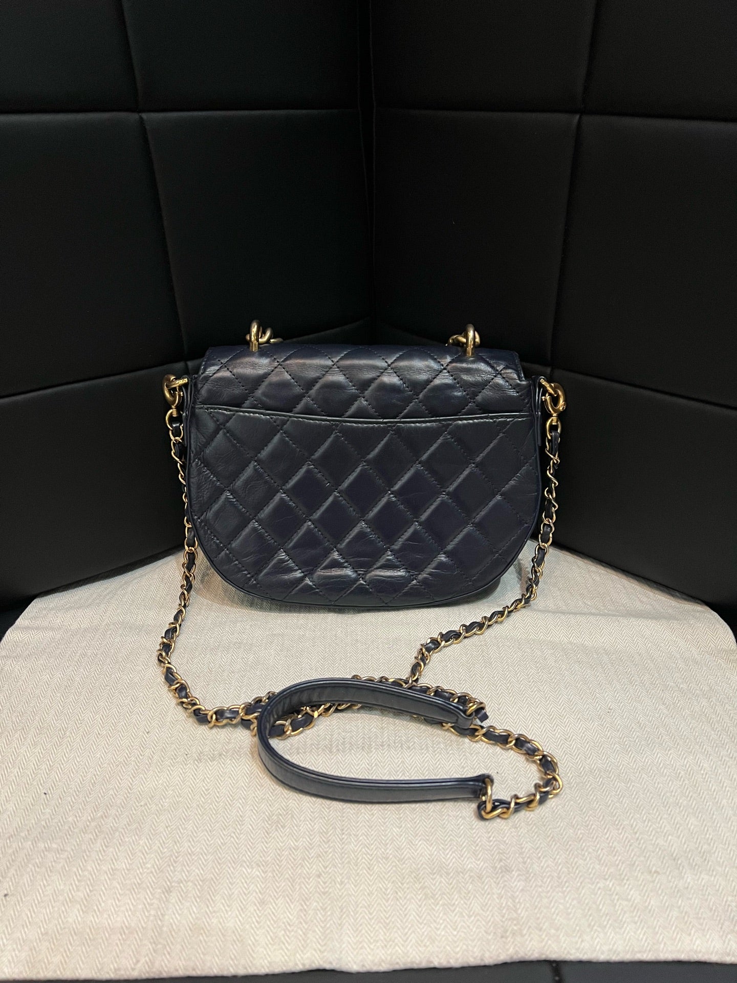 Chanel - Saddle Bag - Leather - Blue - (small)