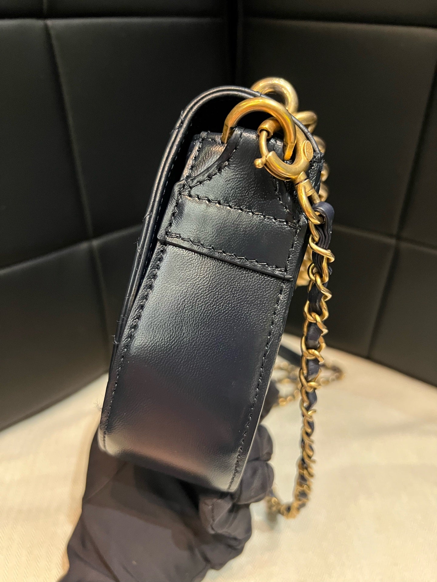 Chanel - Saddle Bag - Leather - Blue - (small)