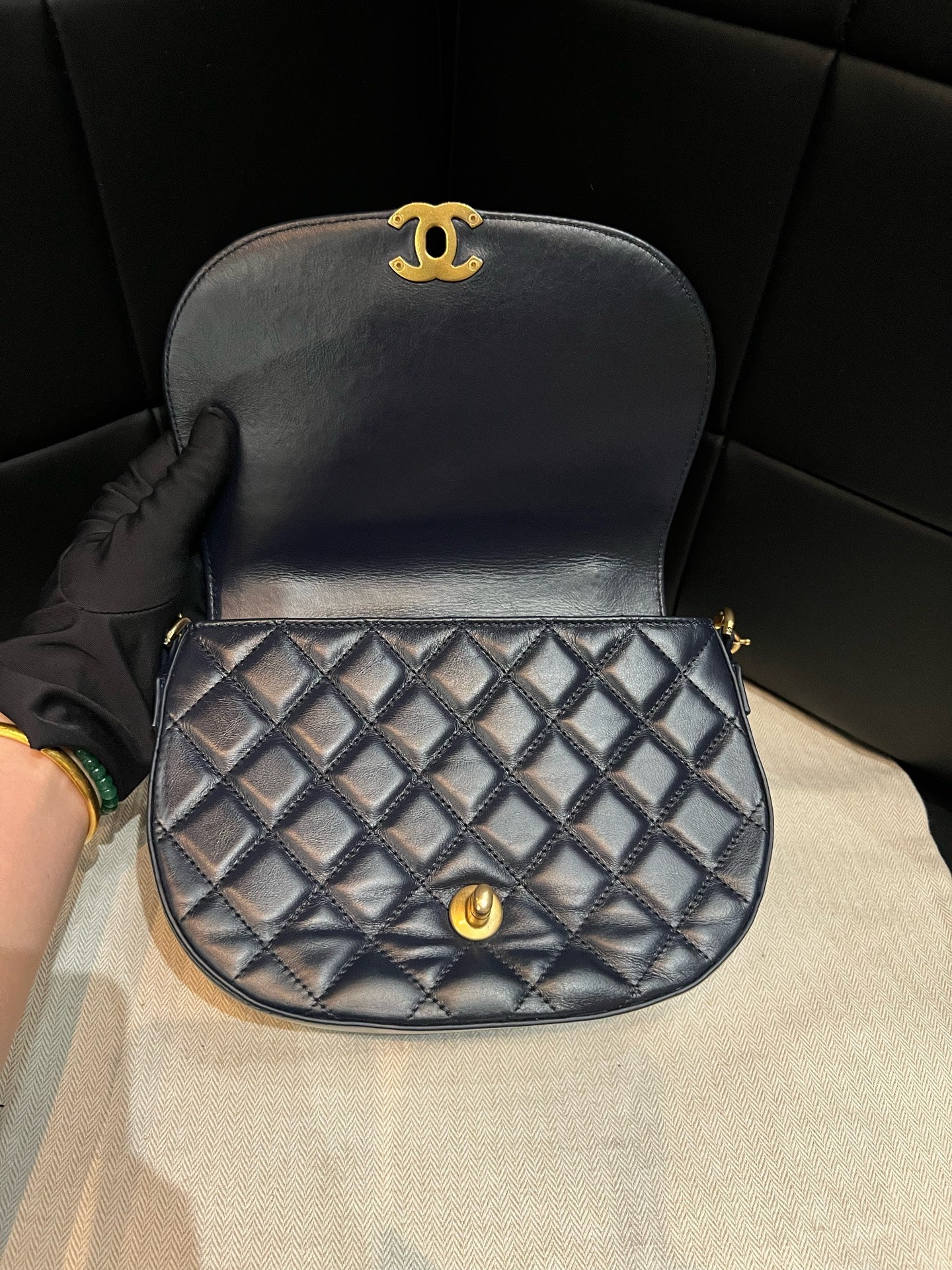 Chanel - Saddle Bag - Leather - Blue - (small)