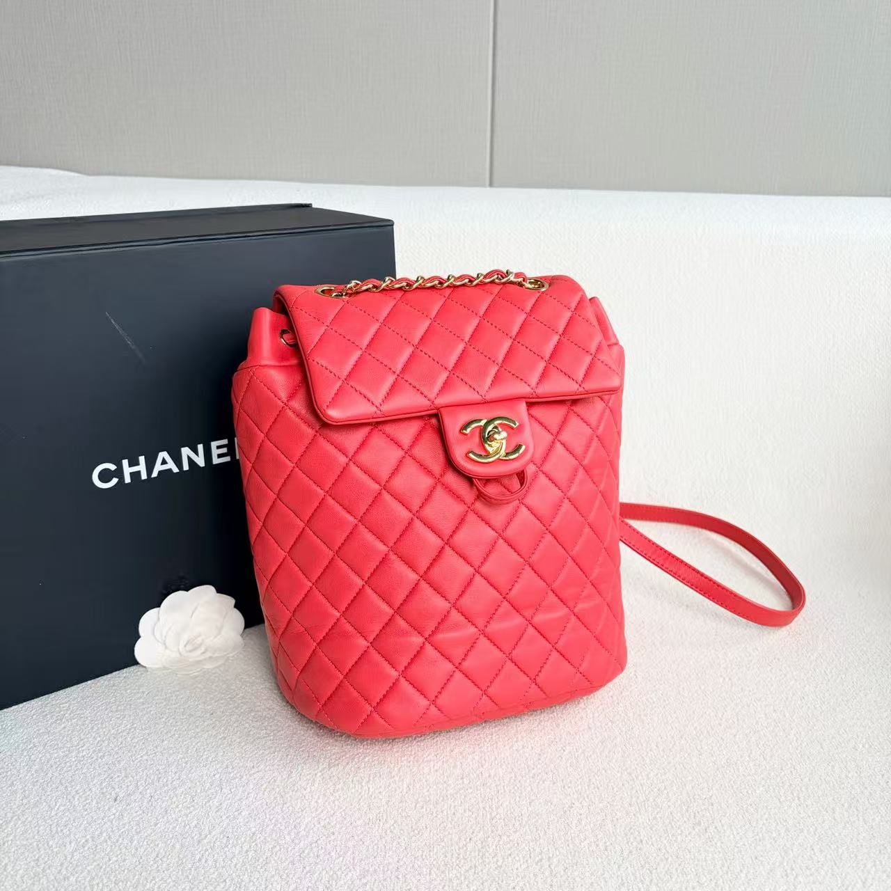 Chanel - Salzburg Backpack - Lambskin leather - Red - (medium)