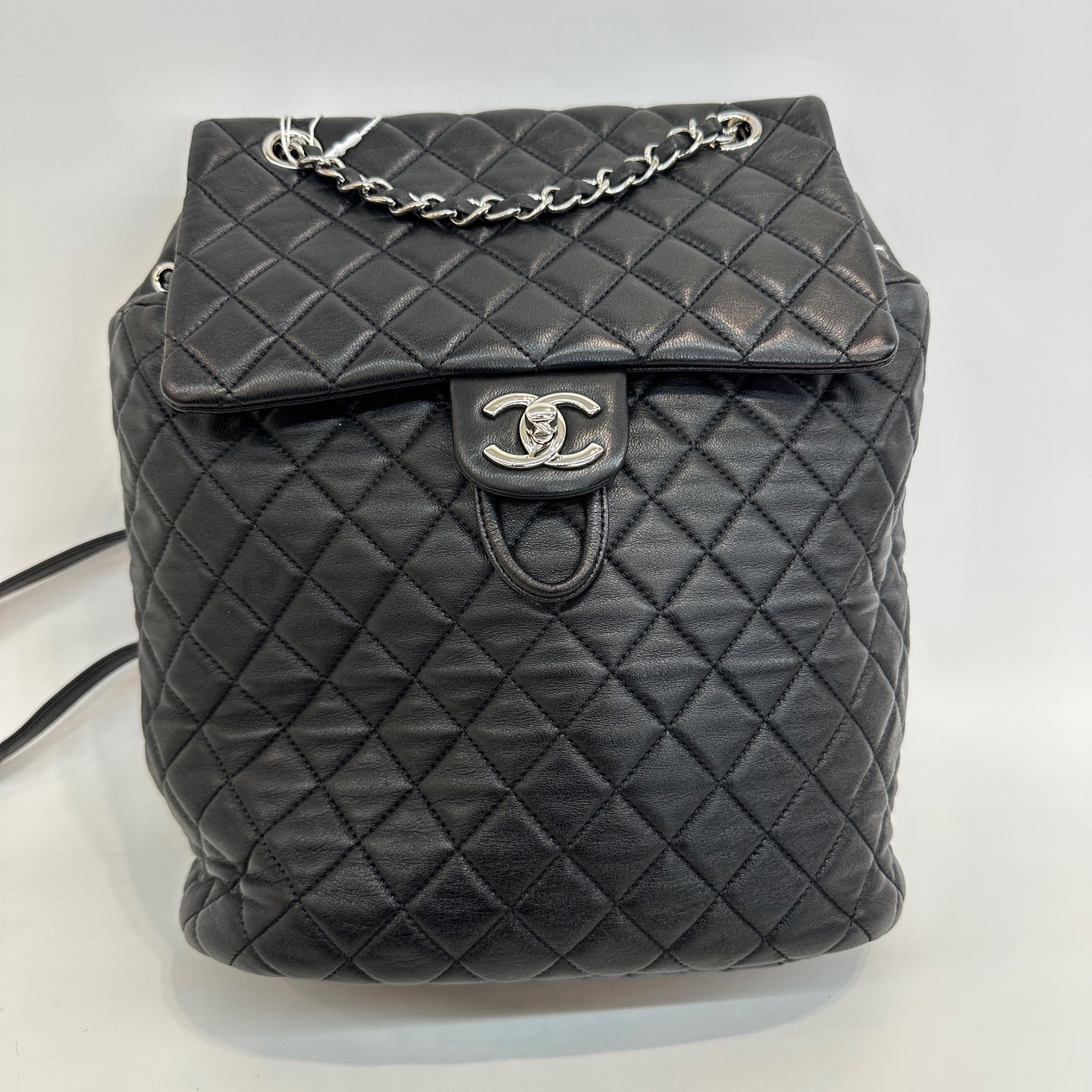 Chanel - Salzburg backpack - Leather - Black - (Medium)