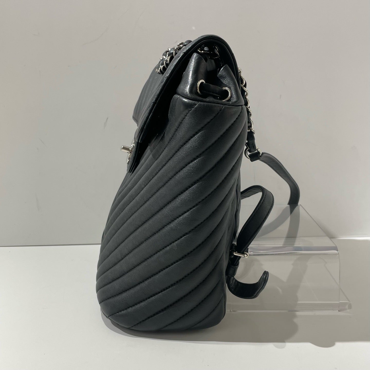 Chanel - Salzburg - Leather - Black - (medium)