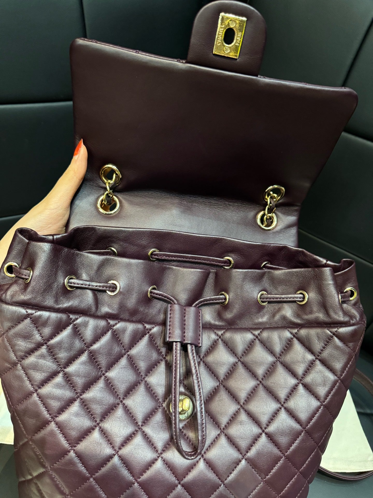 Chanel - Salzburg - Leather - Purple - (medium)