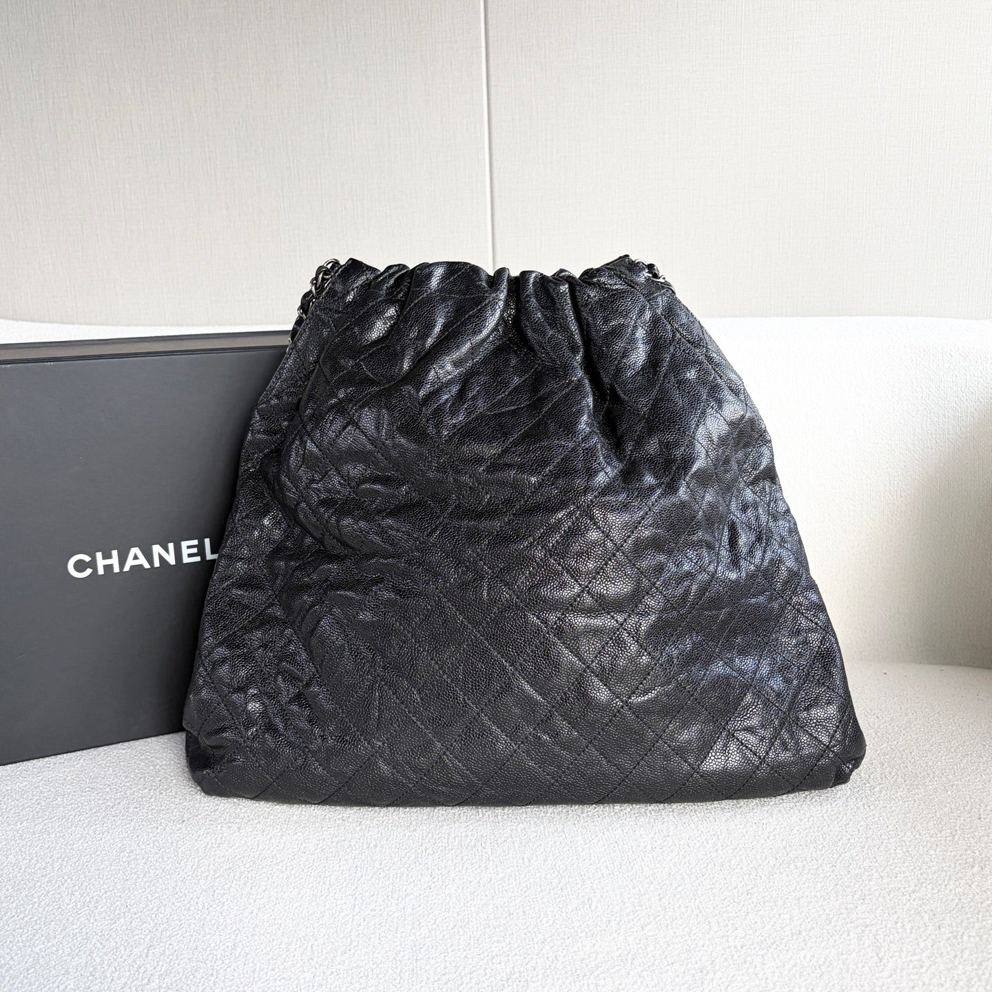 Chanel - Shopping Bag - Leather - Black - (large)