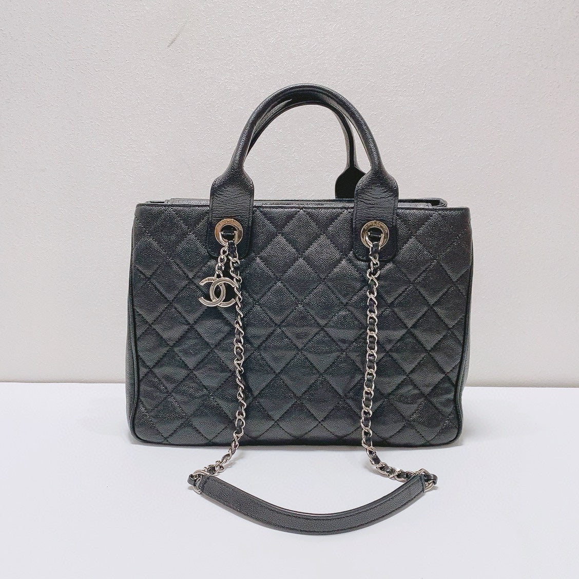 Chanel - Shopping Tote - Leather - Black - (large)