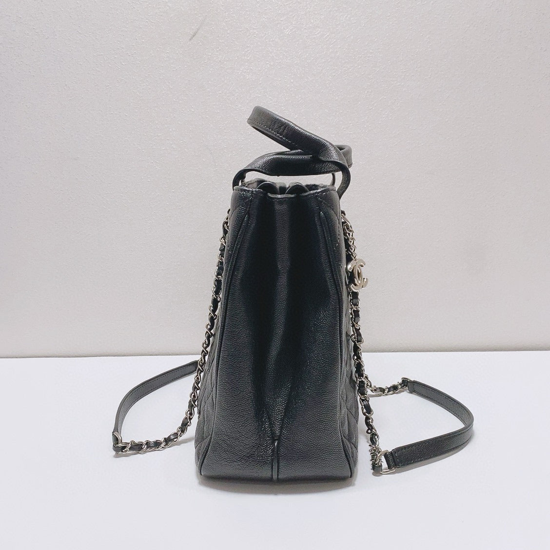 Chanel - Shopping Tote - Leather - Black - (large)