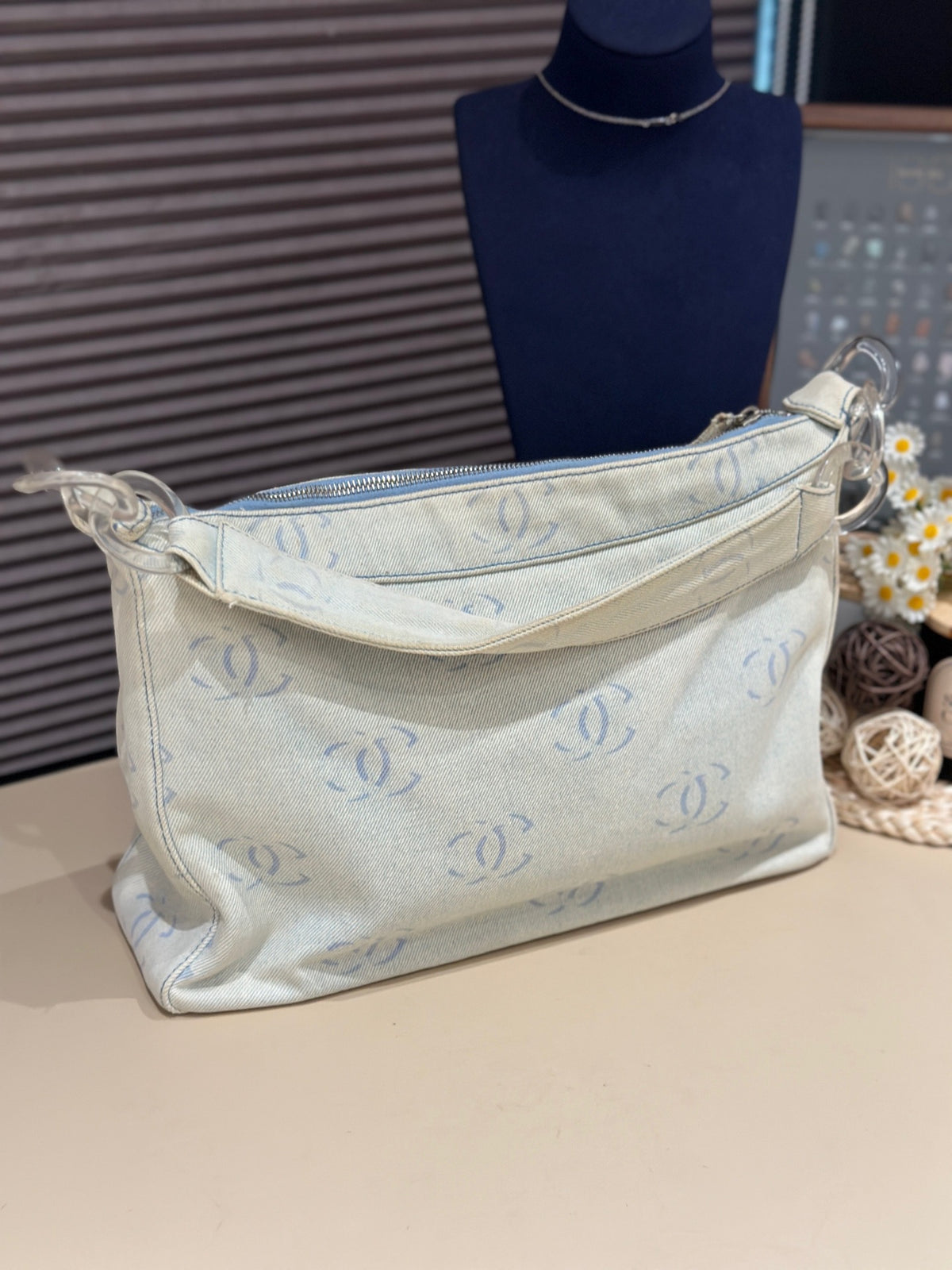 Chanel - Shoulder Bag - Denim - Jeans - Blue - (medium)