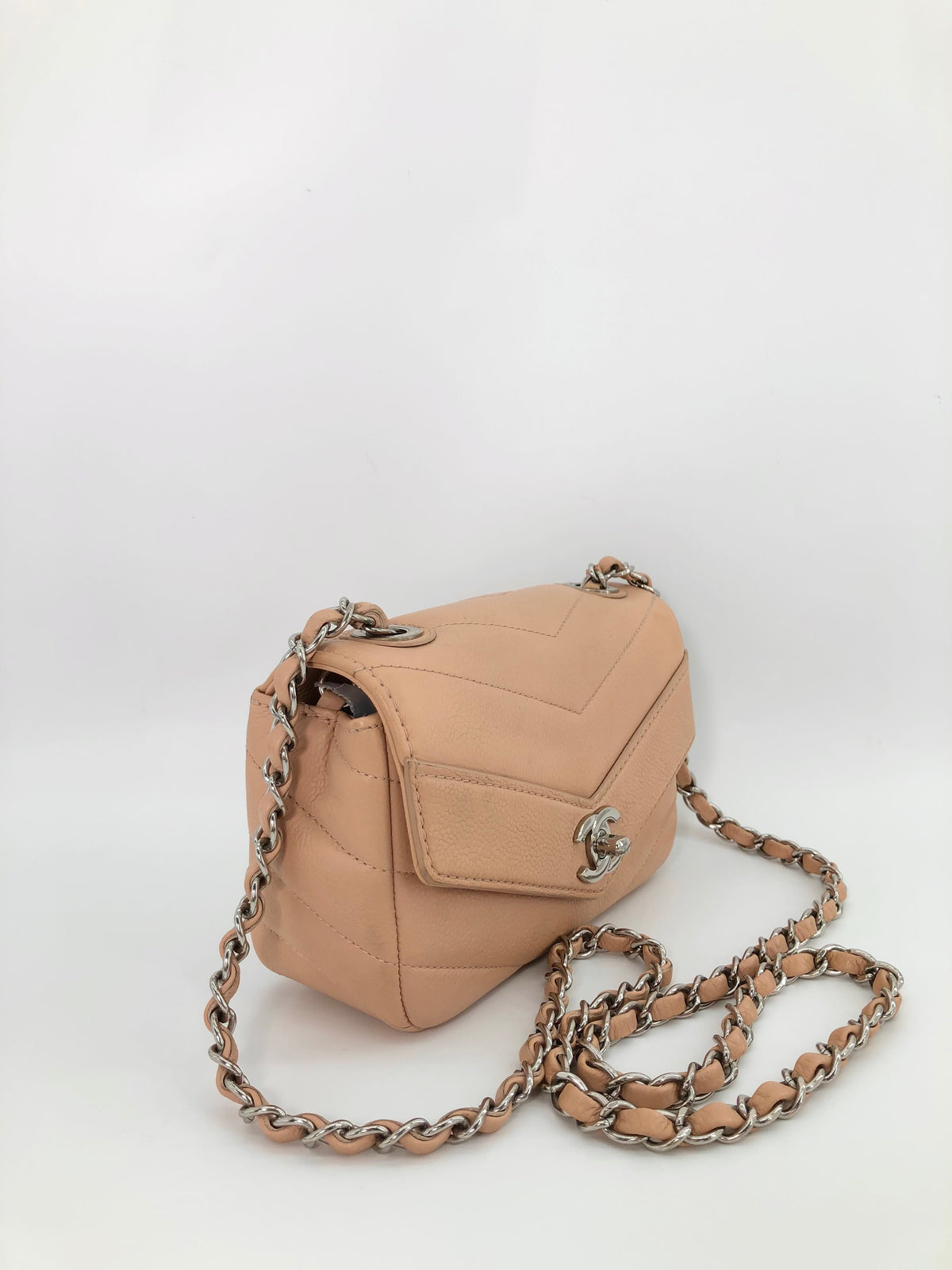 Chanel - Small Classic Flap - Leather - Pink - (mini)