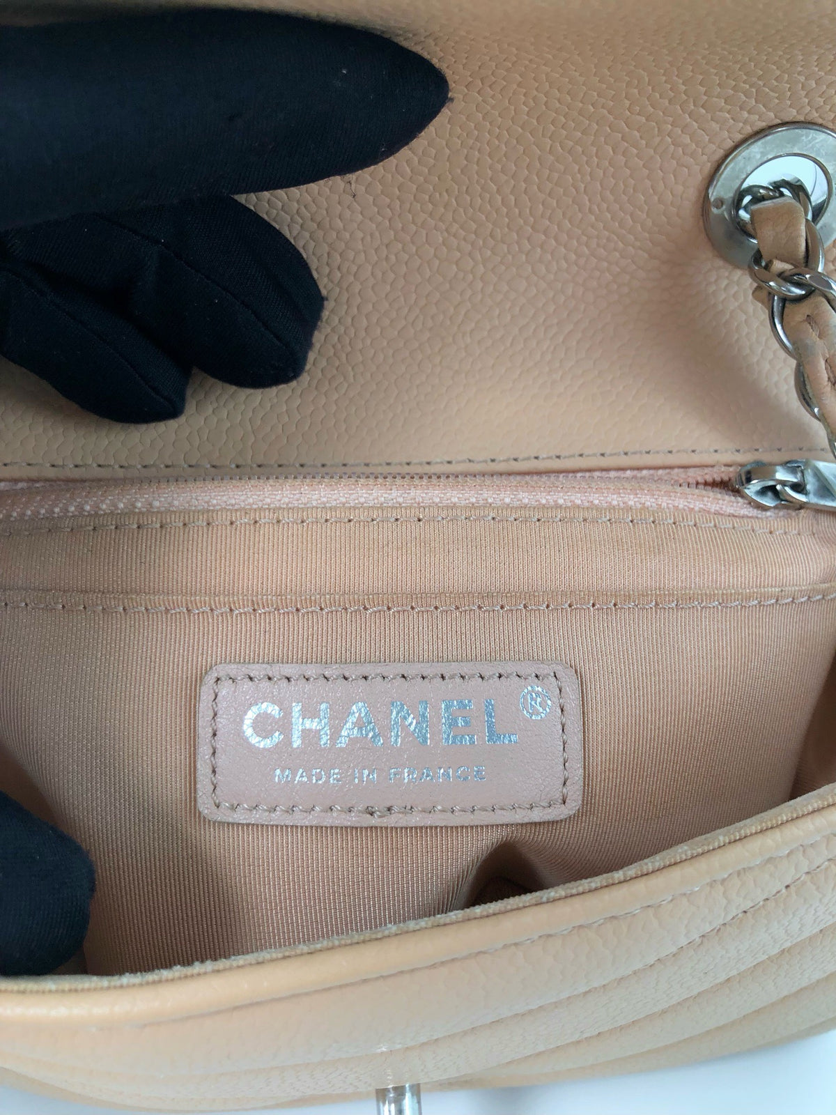 Chanel - Small Classic Flap - Leather - Pink - (mini)