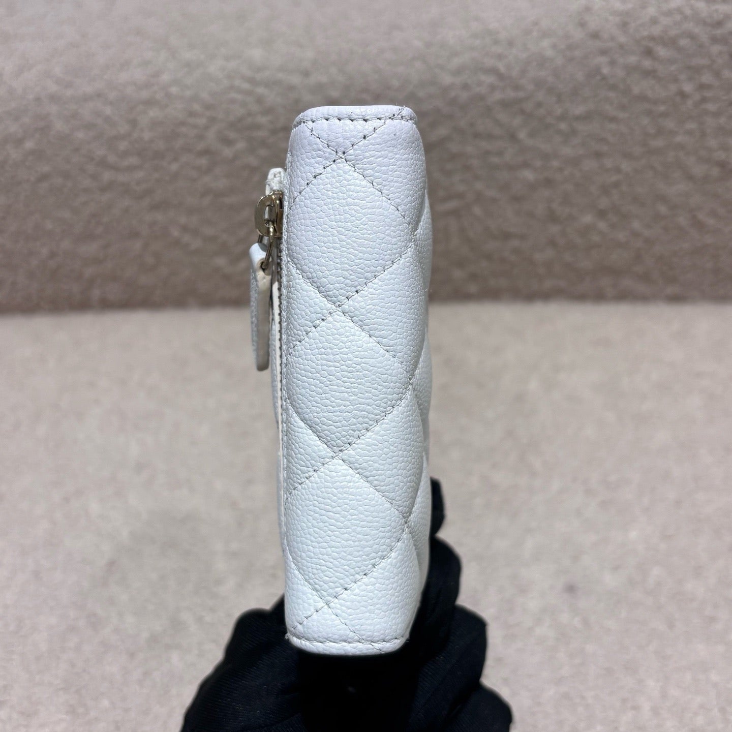 Chanel - Small Wallet - Leather - White - (Small)