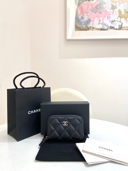 Chanel - Small Zip Around - Leather - Black - (small)
