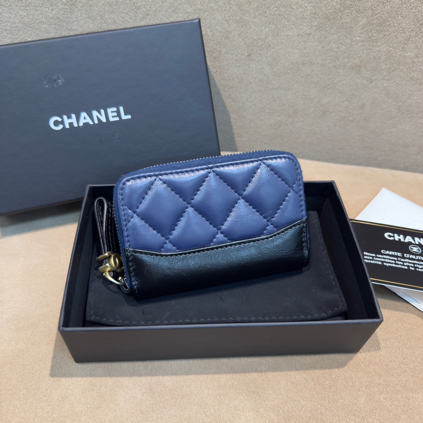 Chanel - Small Zip Around Wallet - Calfskin - Blue - (Small)
