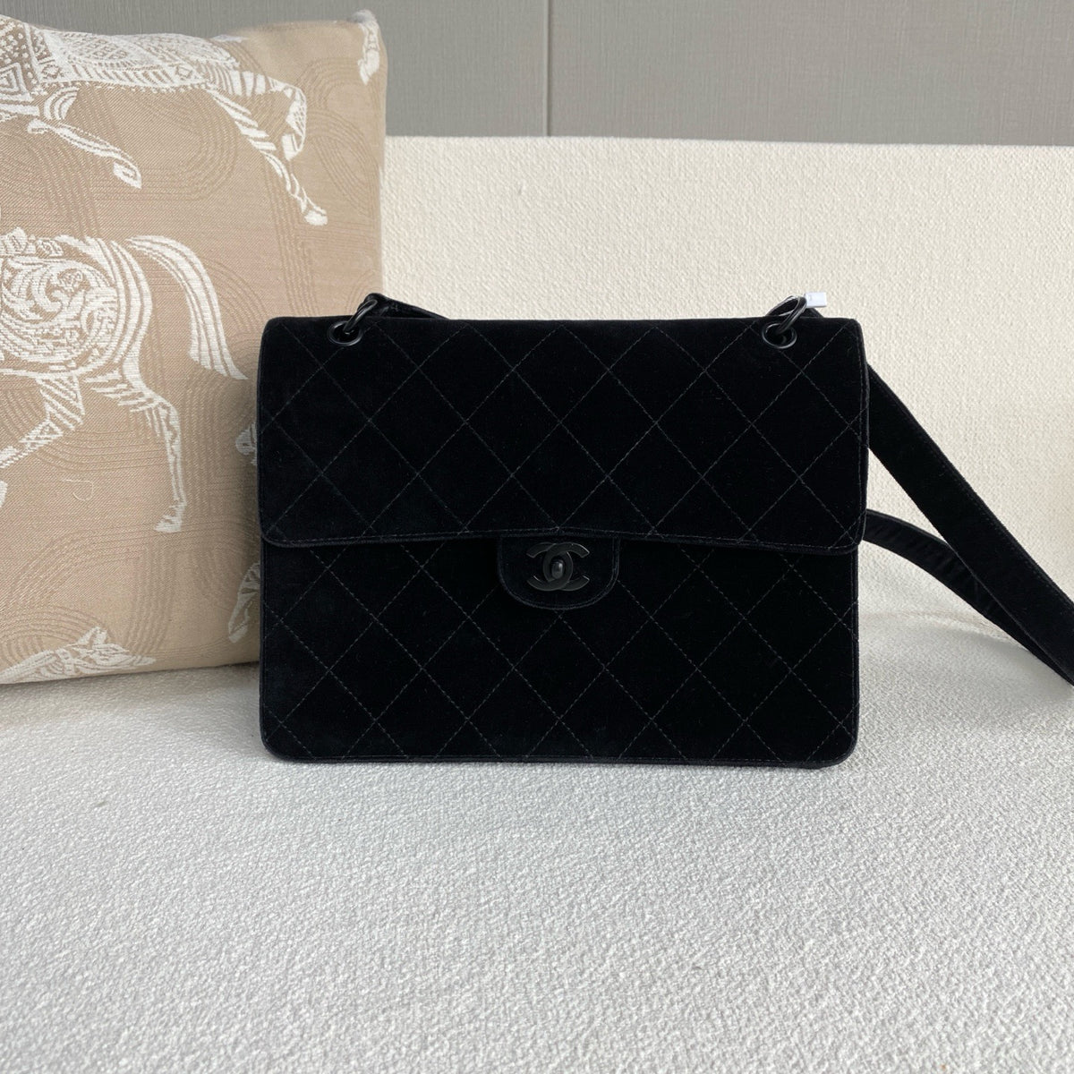 Chanel - so Black Kelly Shoulder Bag - Velvet - Black - (medium)