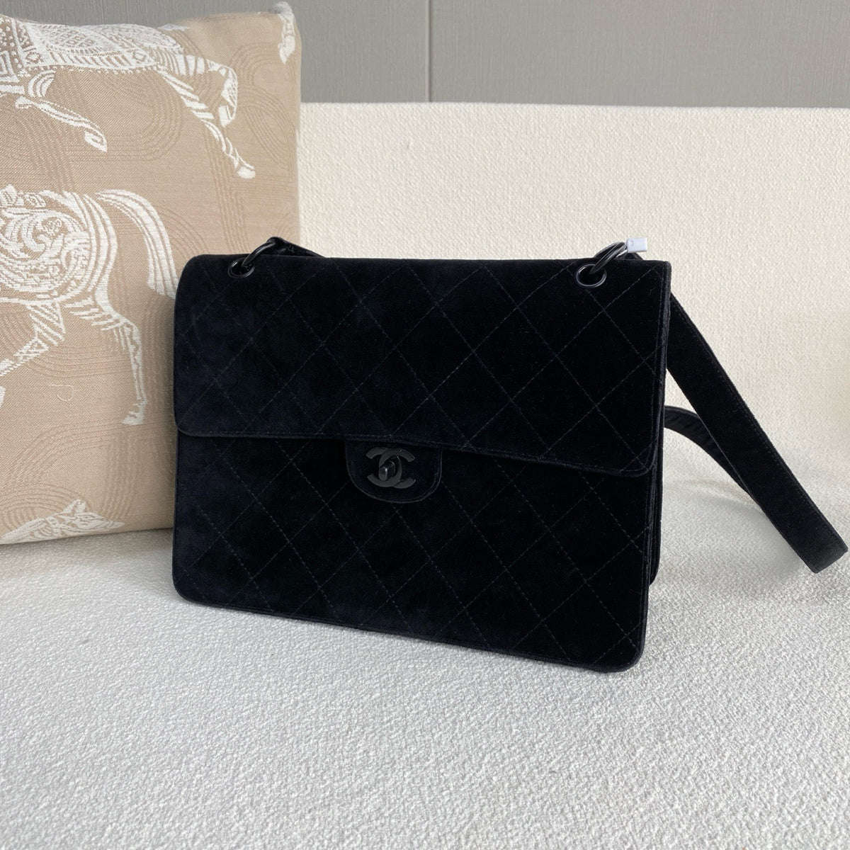 Chanel - so Black Kelly Shoulder Bag - Velvet - Black - (medium)