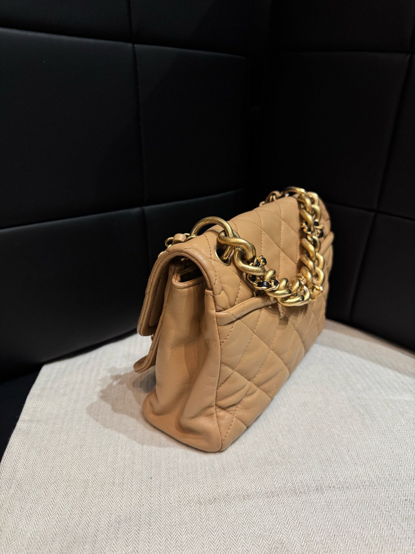 Chanel - Square flap bag - Leather - Beige - (mini)