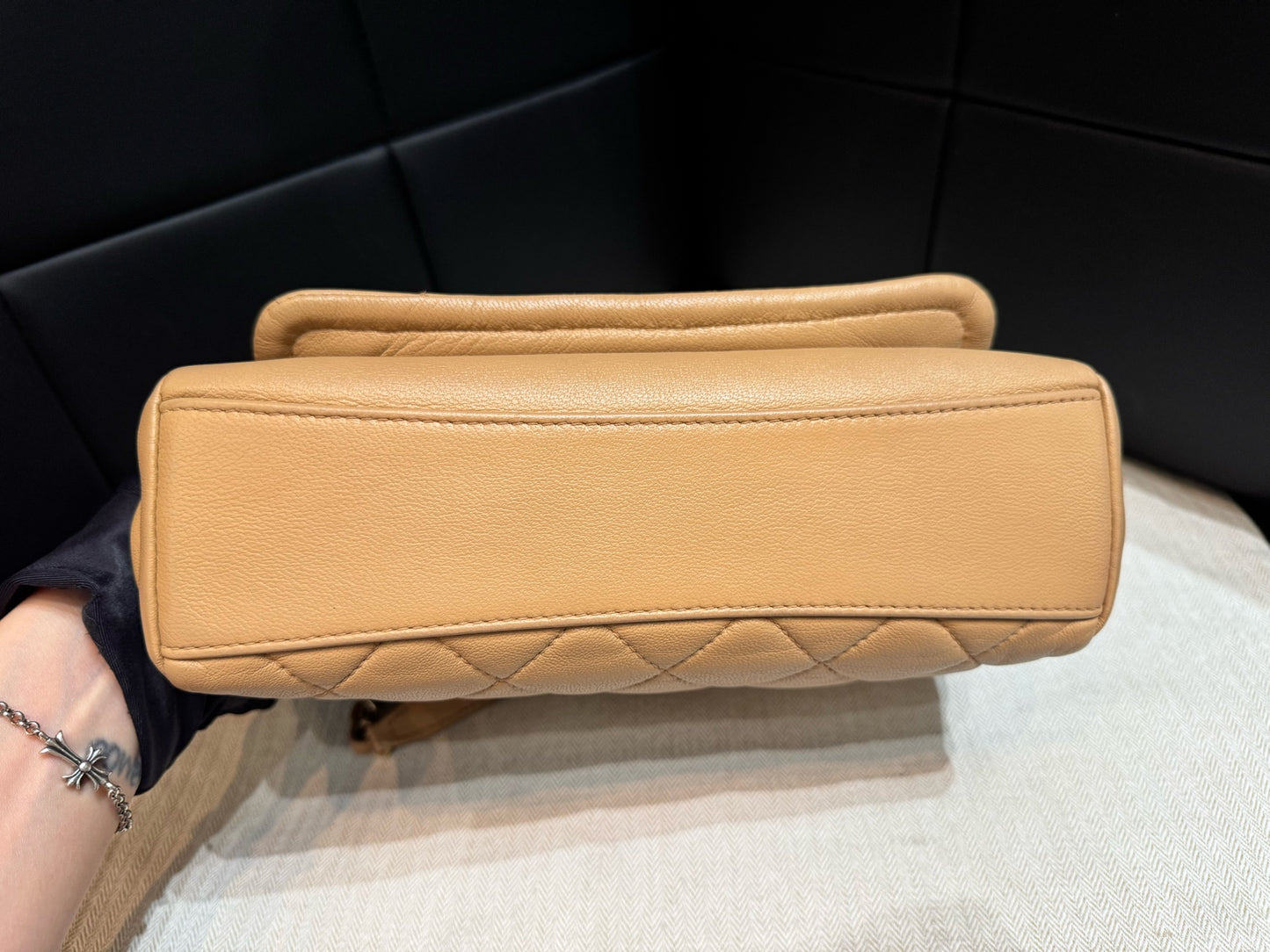 Chanel - Square flap bag - Leather - Beige - (mini)