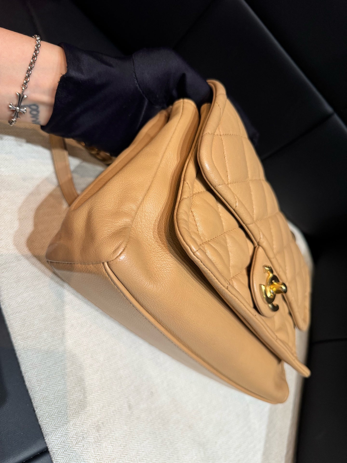 Chanel - Square flap bag - Leather - Beige - (mini)