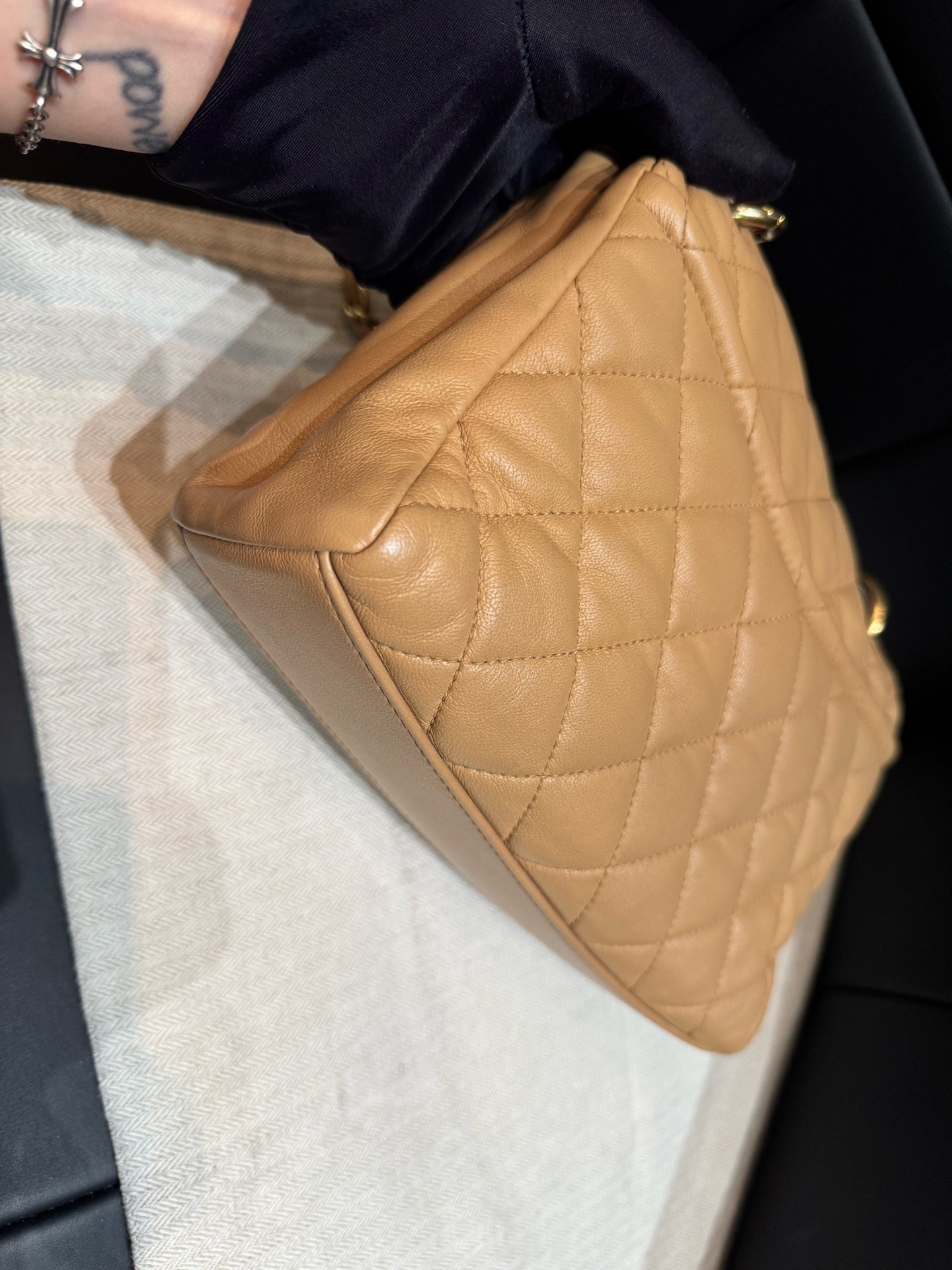 Chanel - Square flap bag - Leather - Beige - (mini)