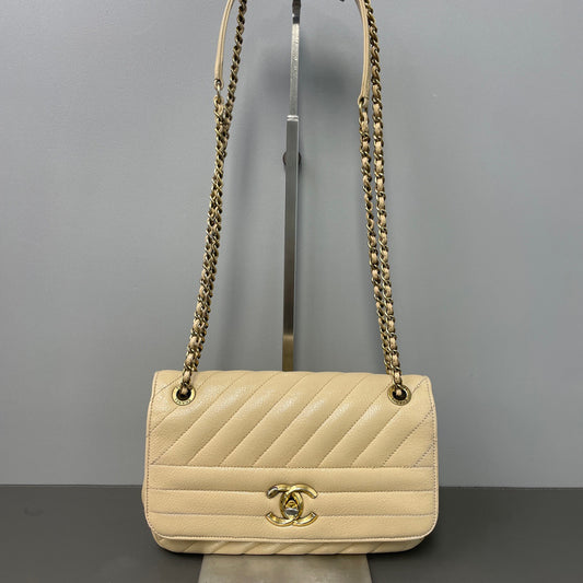 Chanel - Timeless/Classique - Calfskin - Beige - (small)