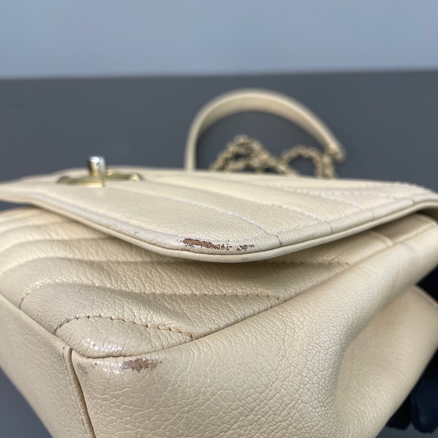 Chanel - Timeless/Classique - Calfskin - Beige - (small)