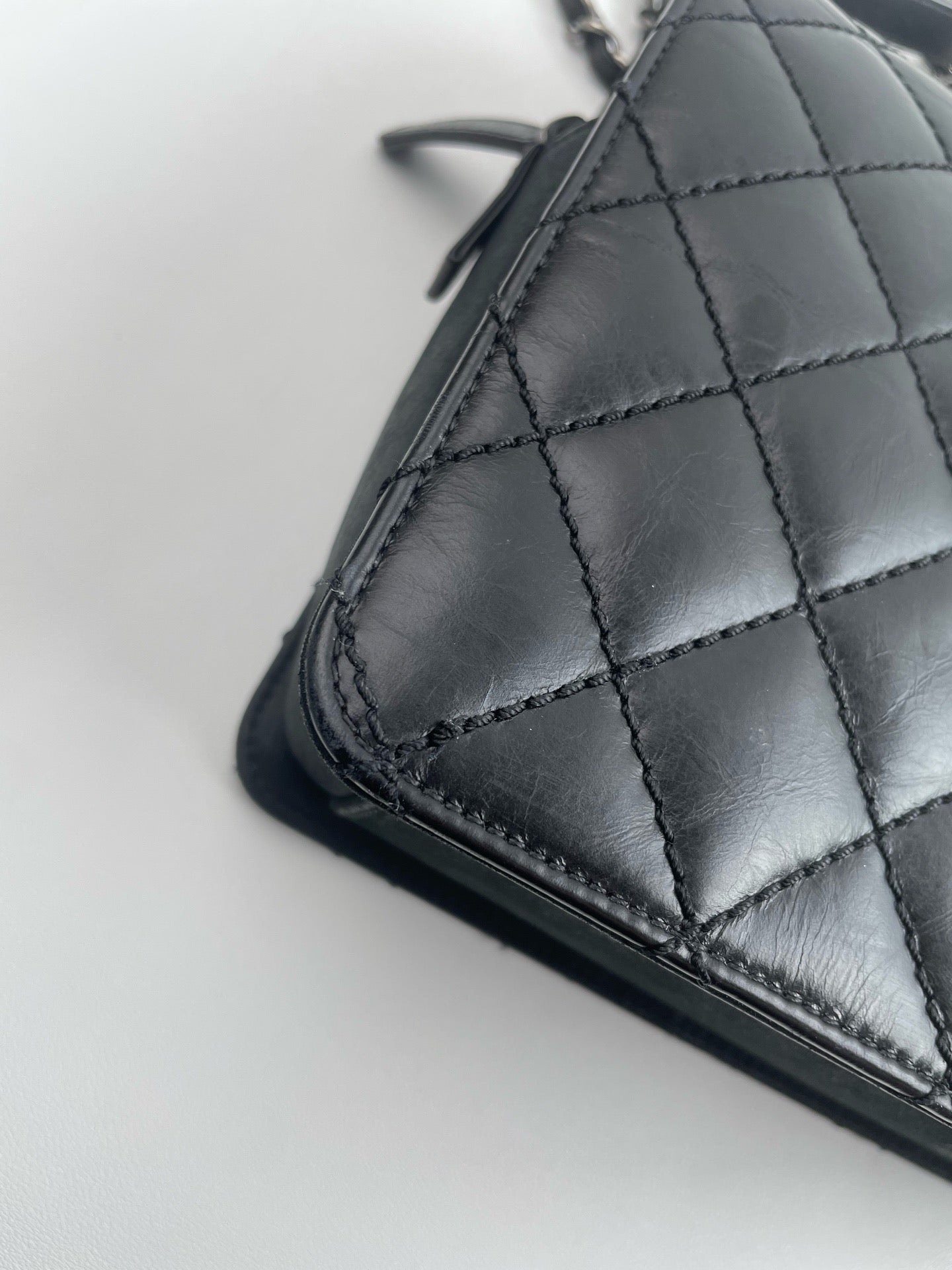 Chanel - Timeless/Classique - Calfskin - Black - (medium)