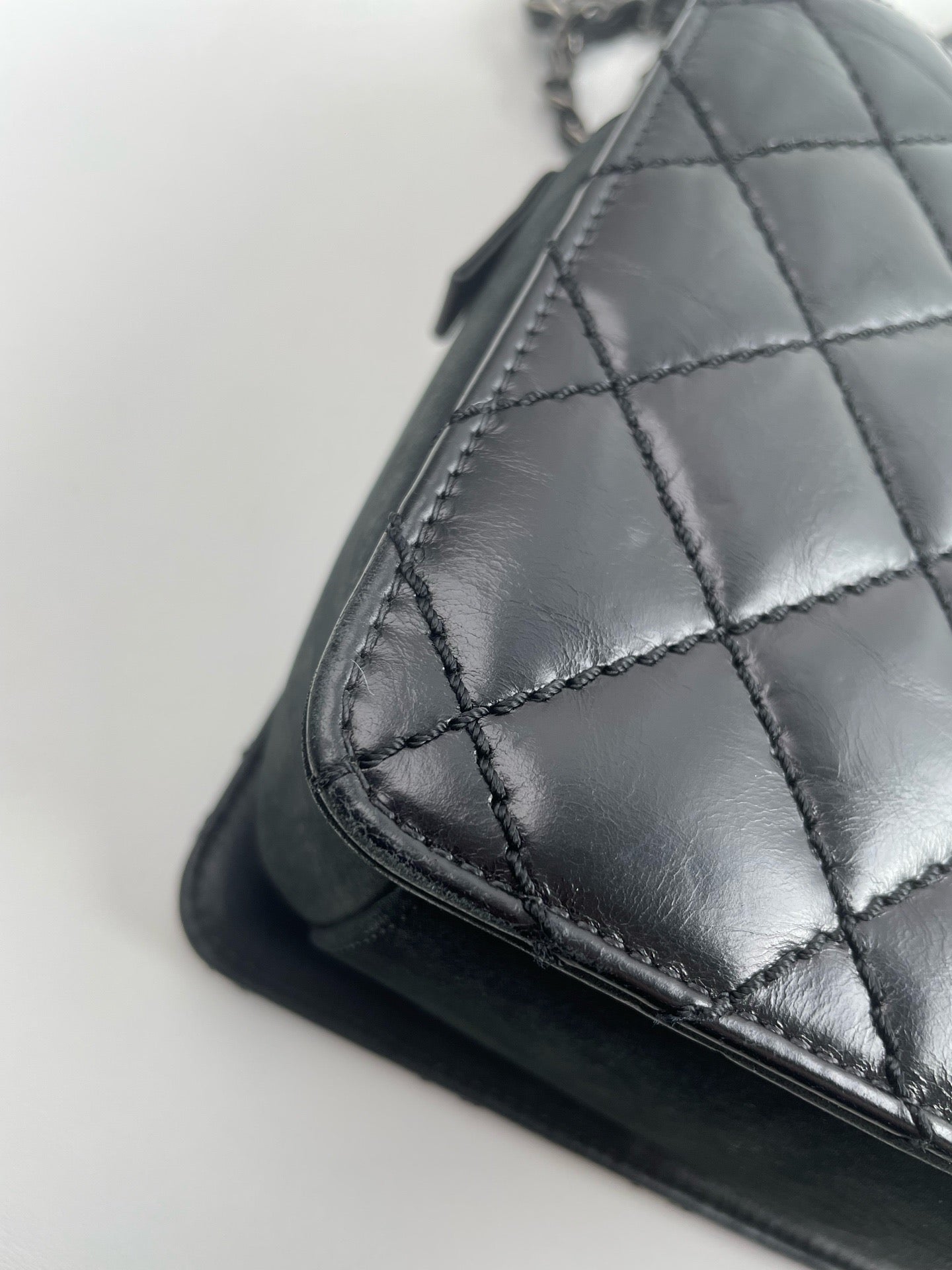 Chanel - Timeless/Classique - Calfskin - Black - (medium)