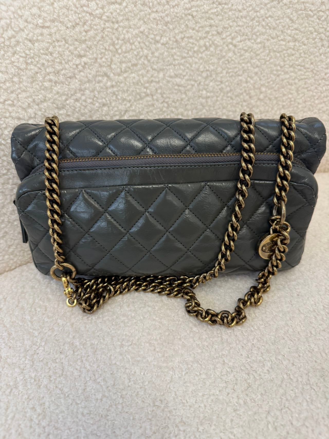 Chanel - Timeless/Classique - Calfskin - Grey - (mini)