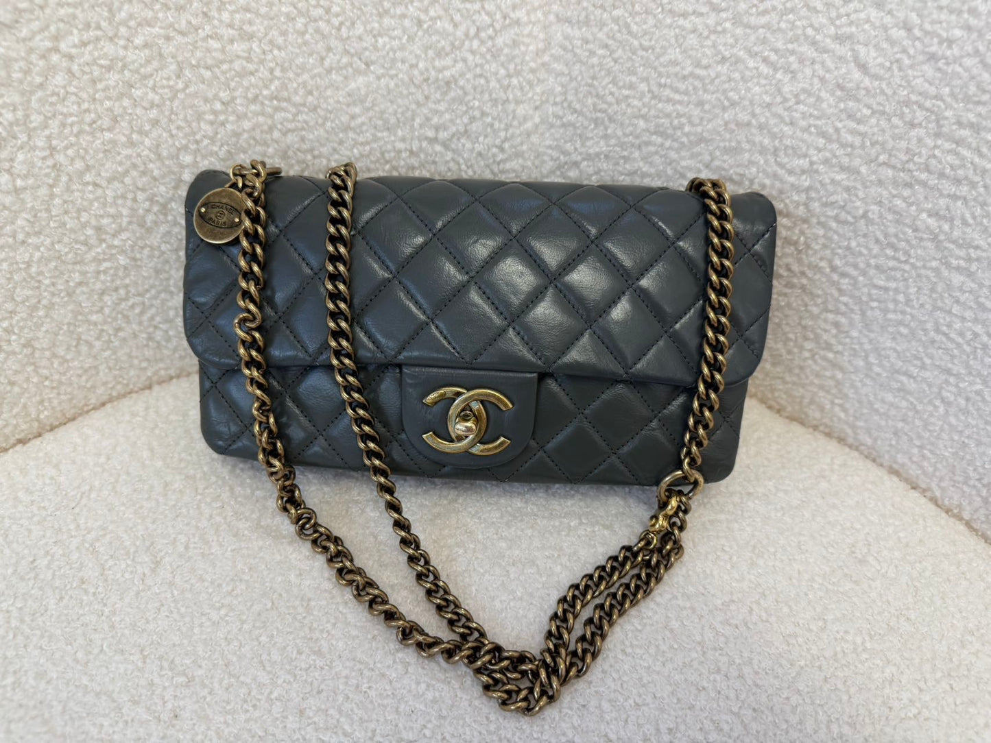Chanel - Timeless/Classique - Calfskin - Grey - (mini)