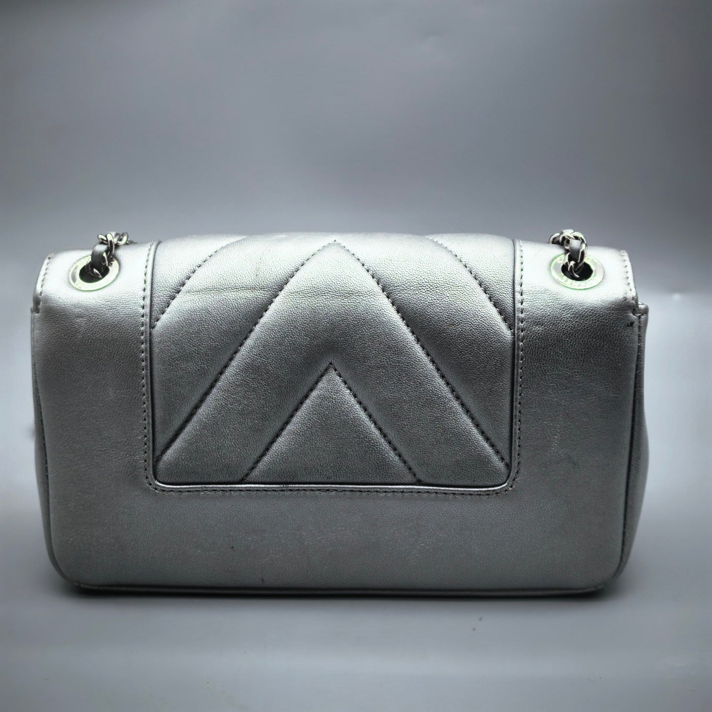 Chanel - Timeless/Classique - Calfskin - Silver - (mini)