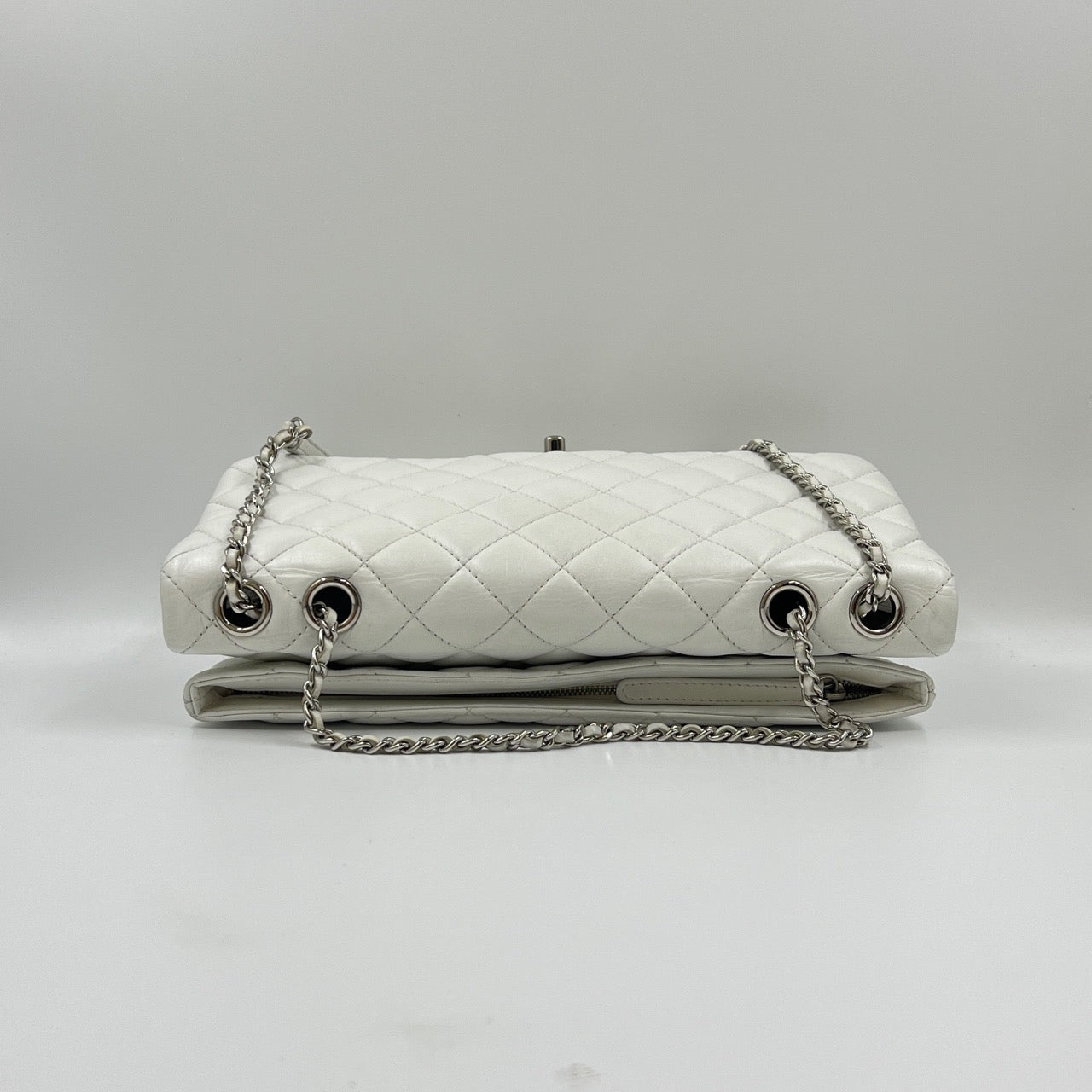 Chanel - Timeless/Classique - Calfskin - White - (large)