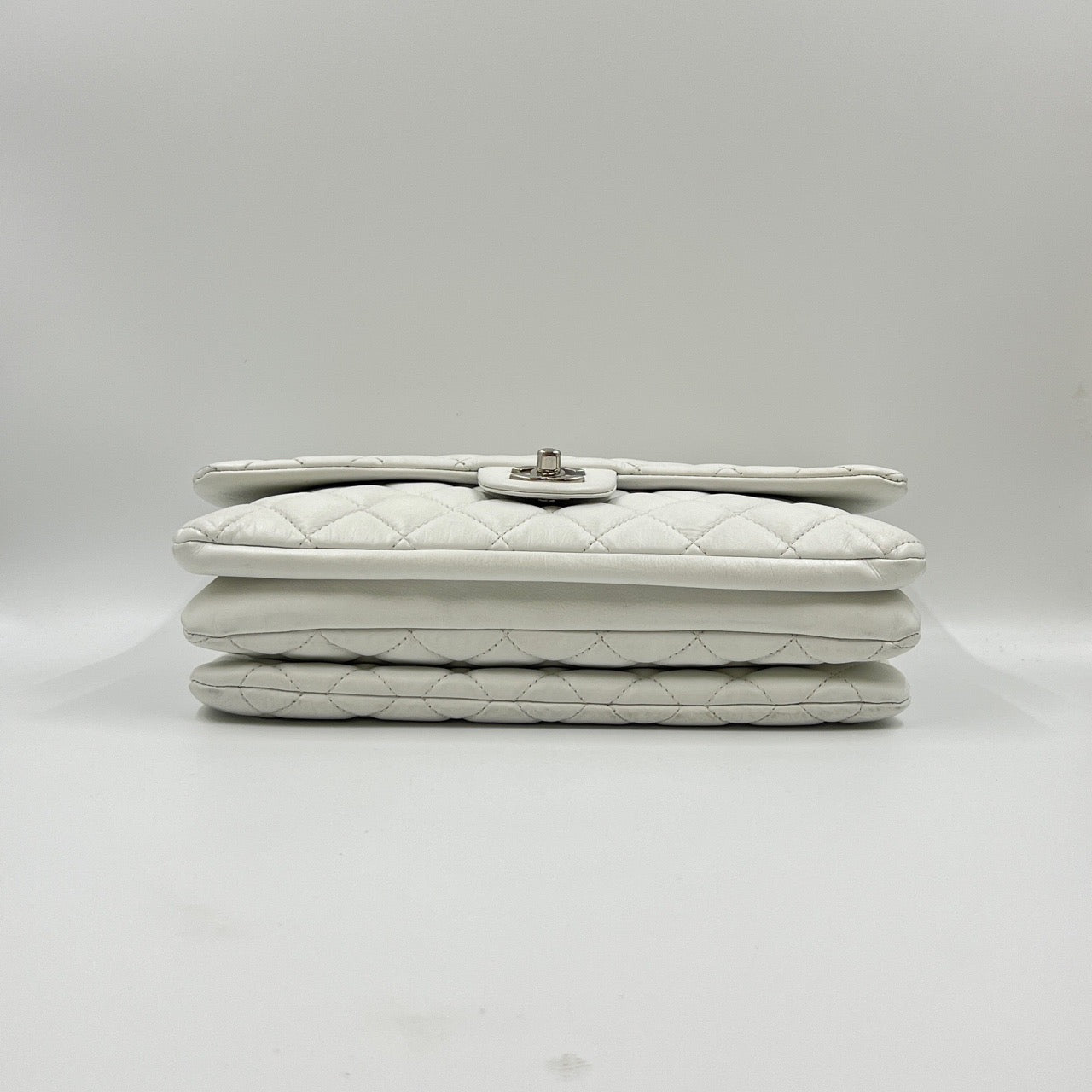 Chanel - Timeless/Classique - Calfskin - White - (large)