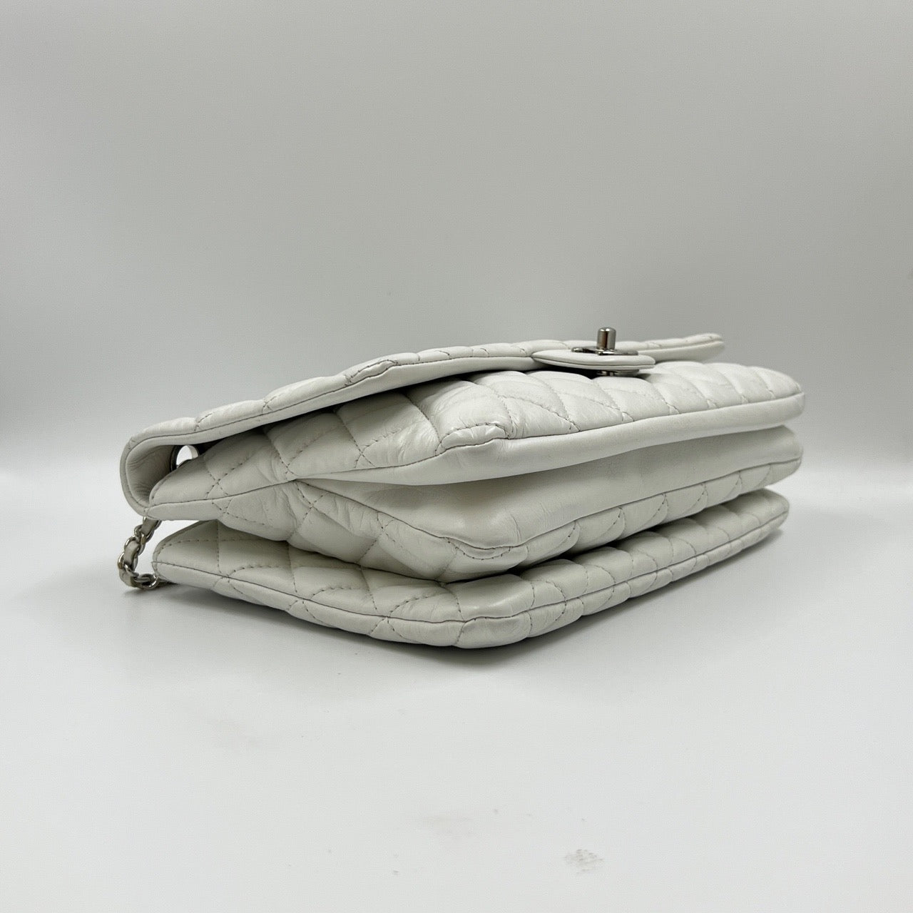 Chanel - Timeless/Classique - Calfskin - White - (large)