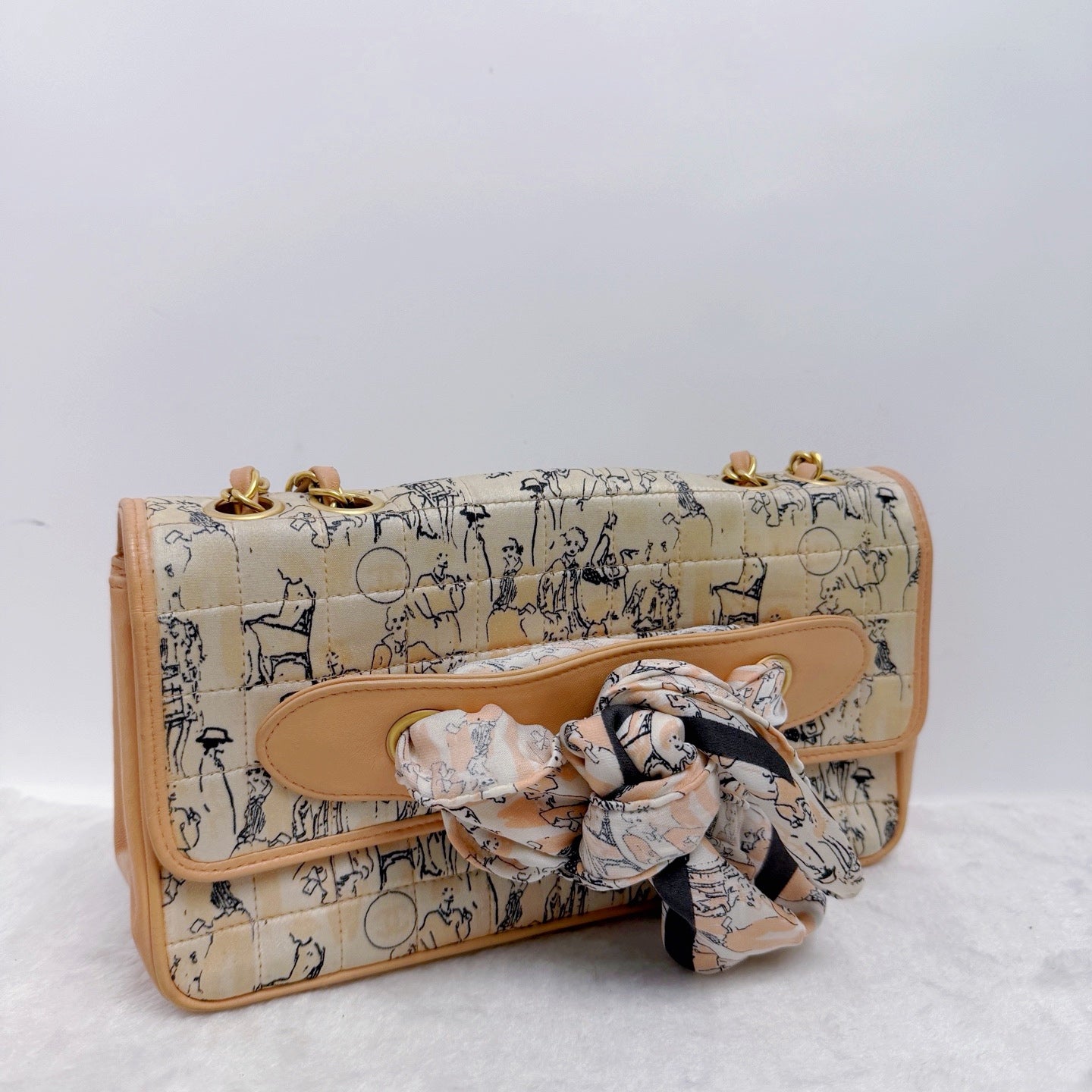 Chanel - Timeless/Classique - Cloth - Beige - (medium)