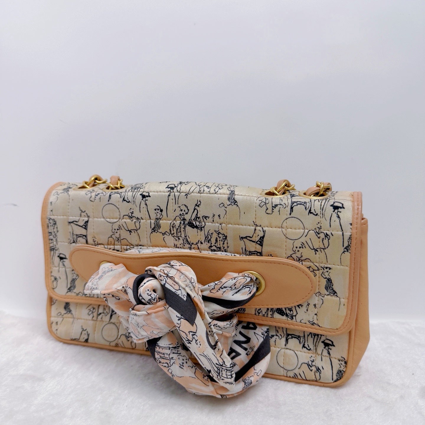 Chanel - Timeless/Classique - Cloth - Beige - (medium)