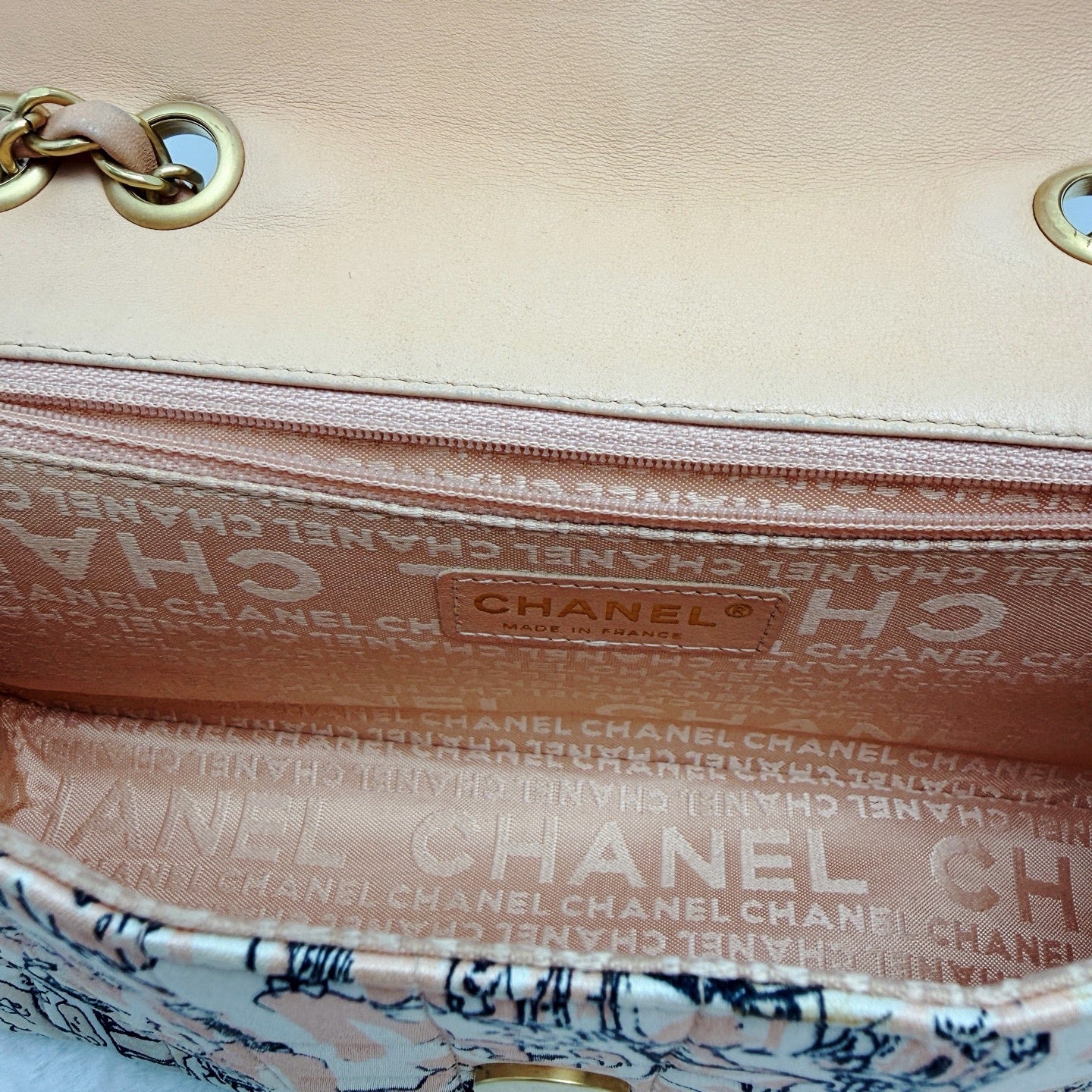 Chanel - Timeless/Classique - Cloth - Beige - (medium)