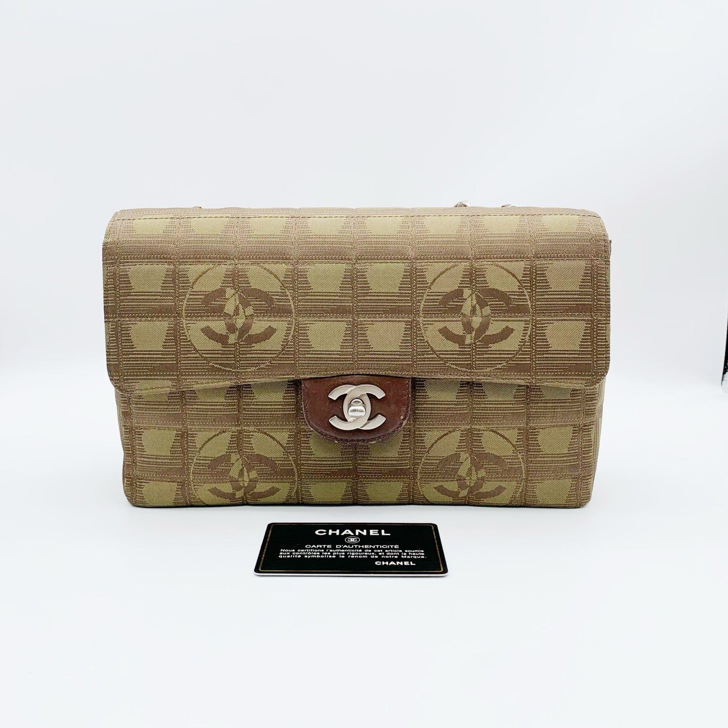 Chanel - Timeless/Classique - Cloth - Brown - (medium)