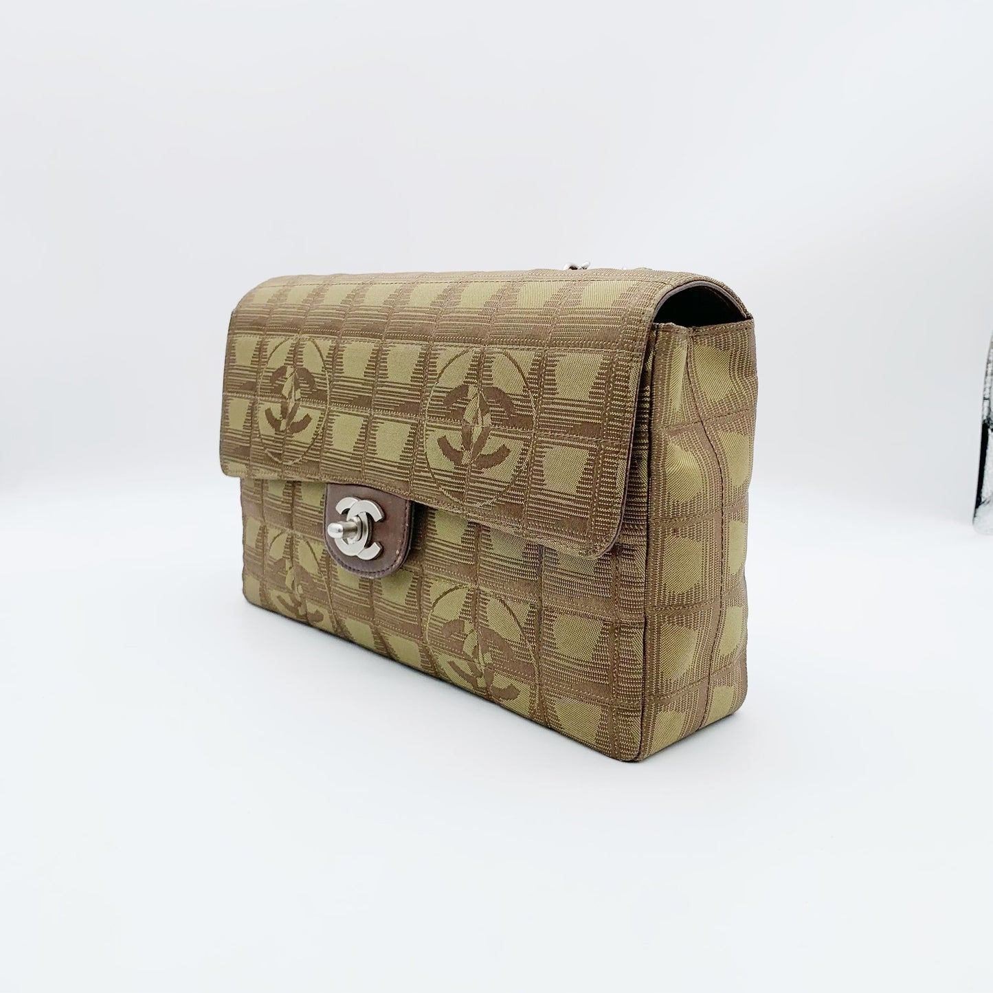 Chanel - Timeless/Classique - Cloth - Brown - (medium)